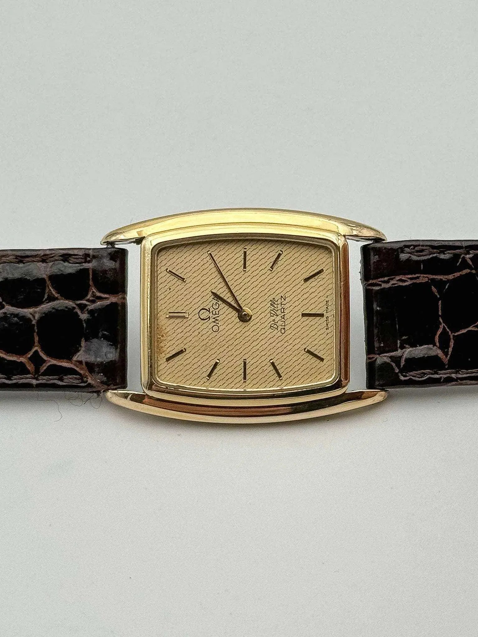 Omega - De Ville Gold Special Lugs - 1970's - Atelier Victor Paris - Vintage Watch Shop Dubai