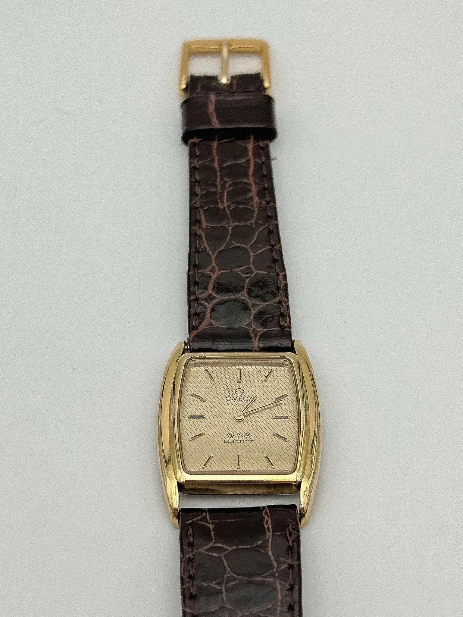 Omega - De Ville Gold Special Lugs - 1970's - Atelier Victor Paris - Vintage Watch Shop Dubai