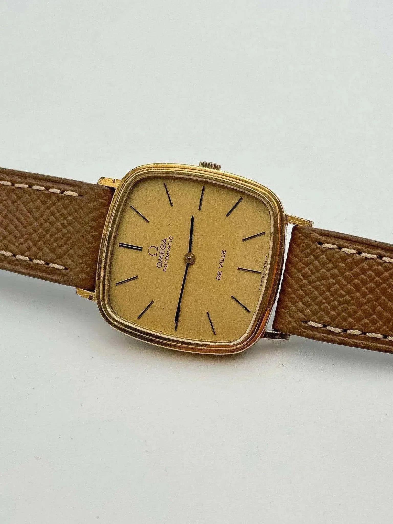 Omega - De Ville Gold Square - 1973 - Atelier Victor - Vintage  Shop