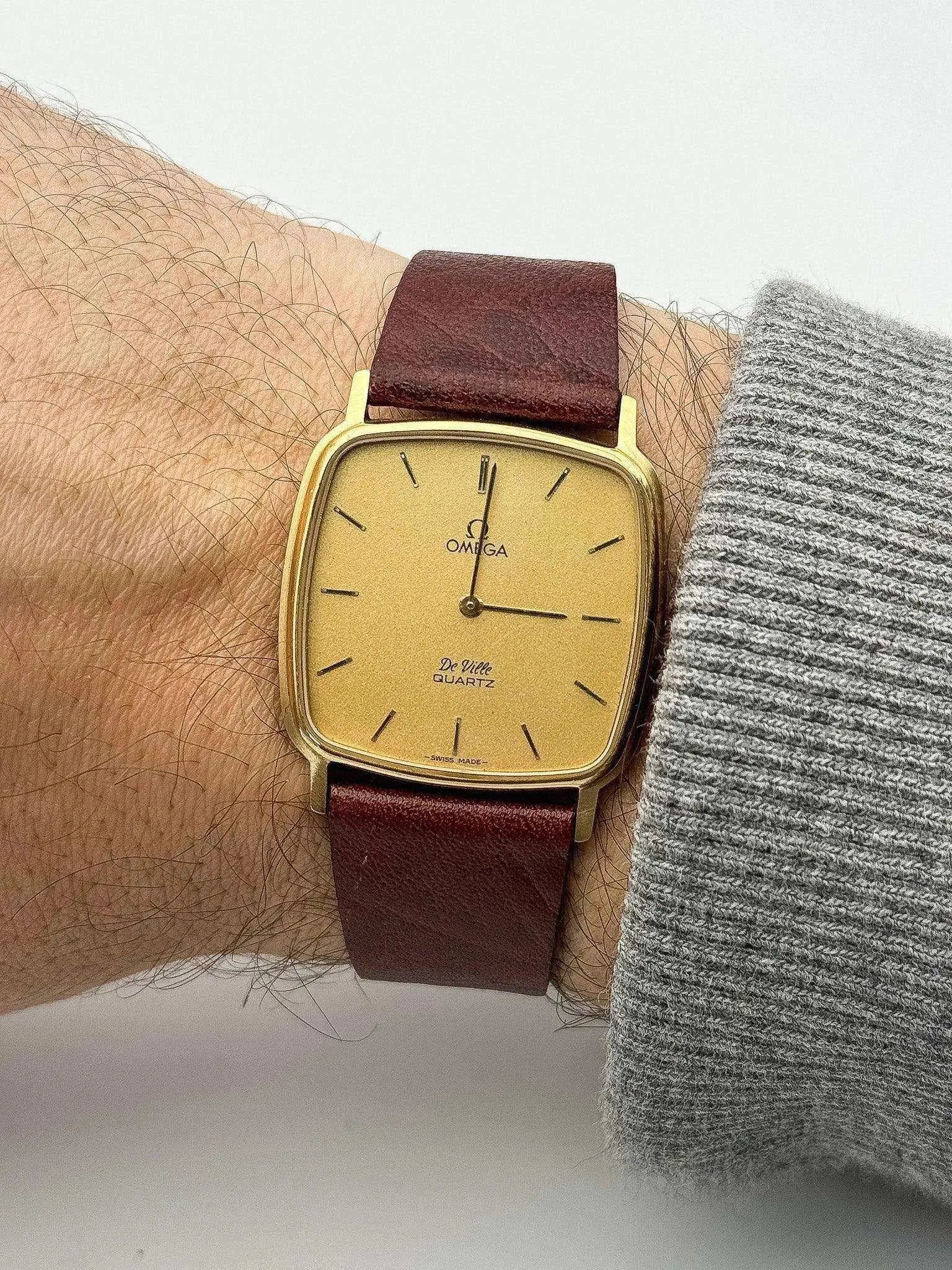Omega - De Ville Gold Square - 1979 - Atelier Victor Paris - Vintage Watch Shop Dubai
