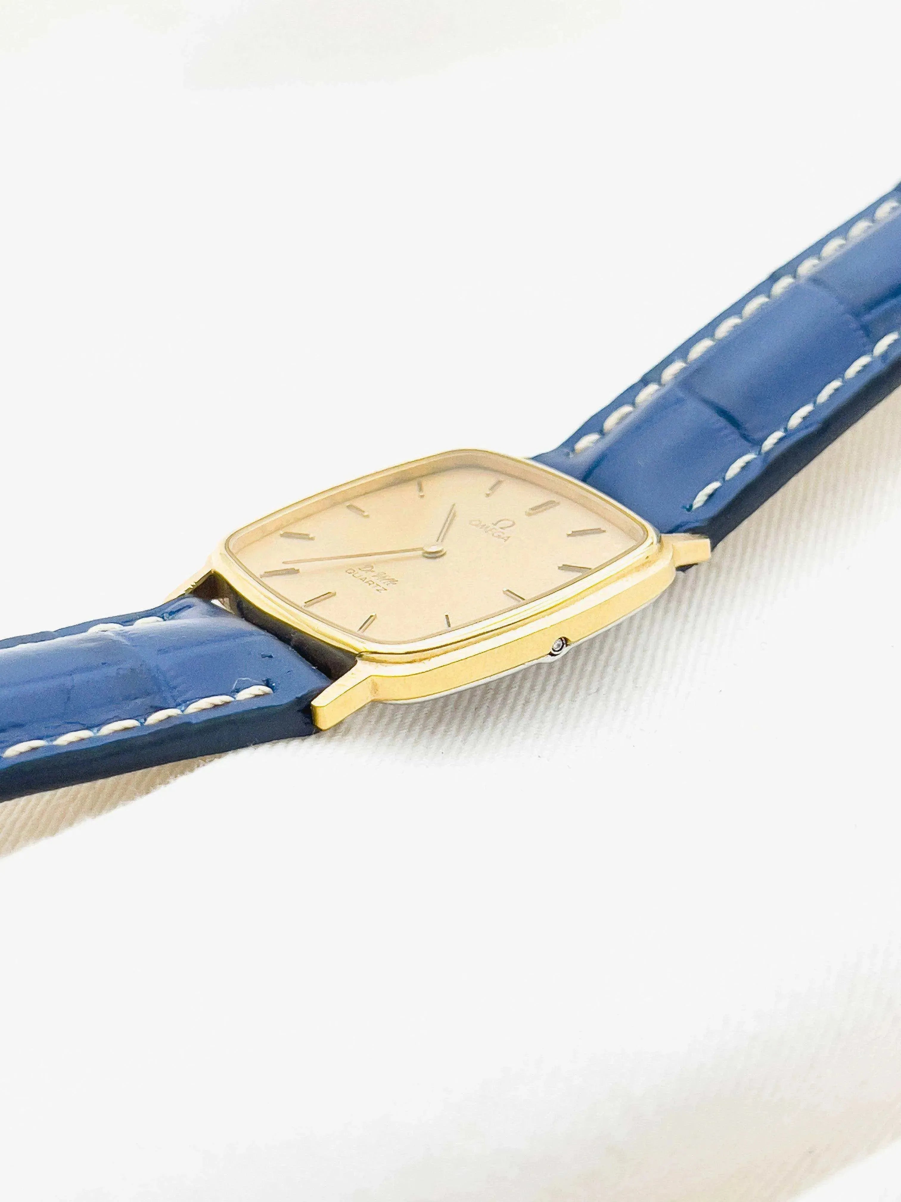 Omega - De Ville Gold Square - Atelier Victor Paris - Vintage Watch Shop Dubai