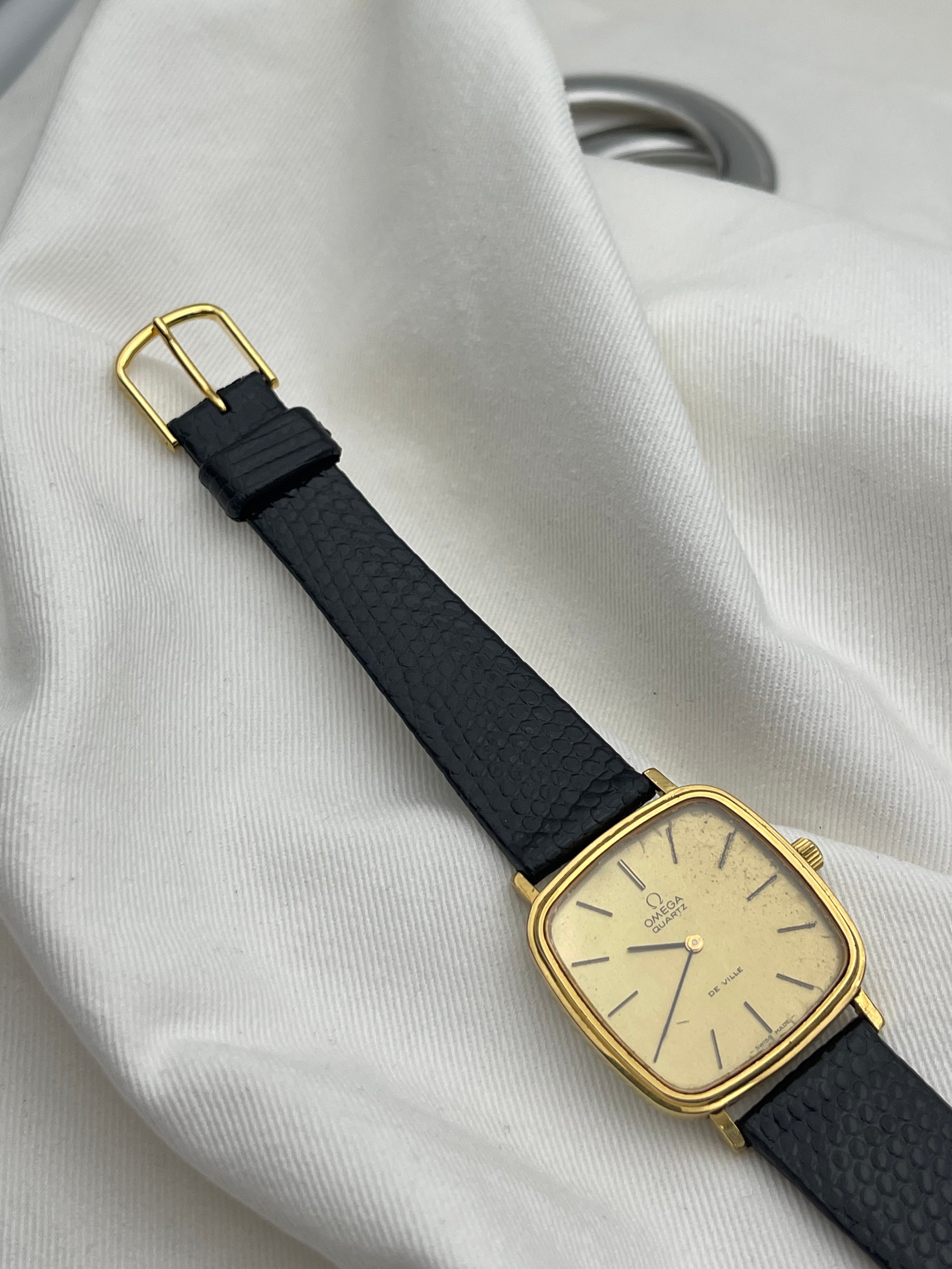 Omega - De Ville Gold Square Patina Quartz - 1977 - Atelier Victor Paris - Vintage Watch Shop Dubai