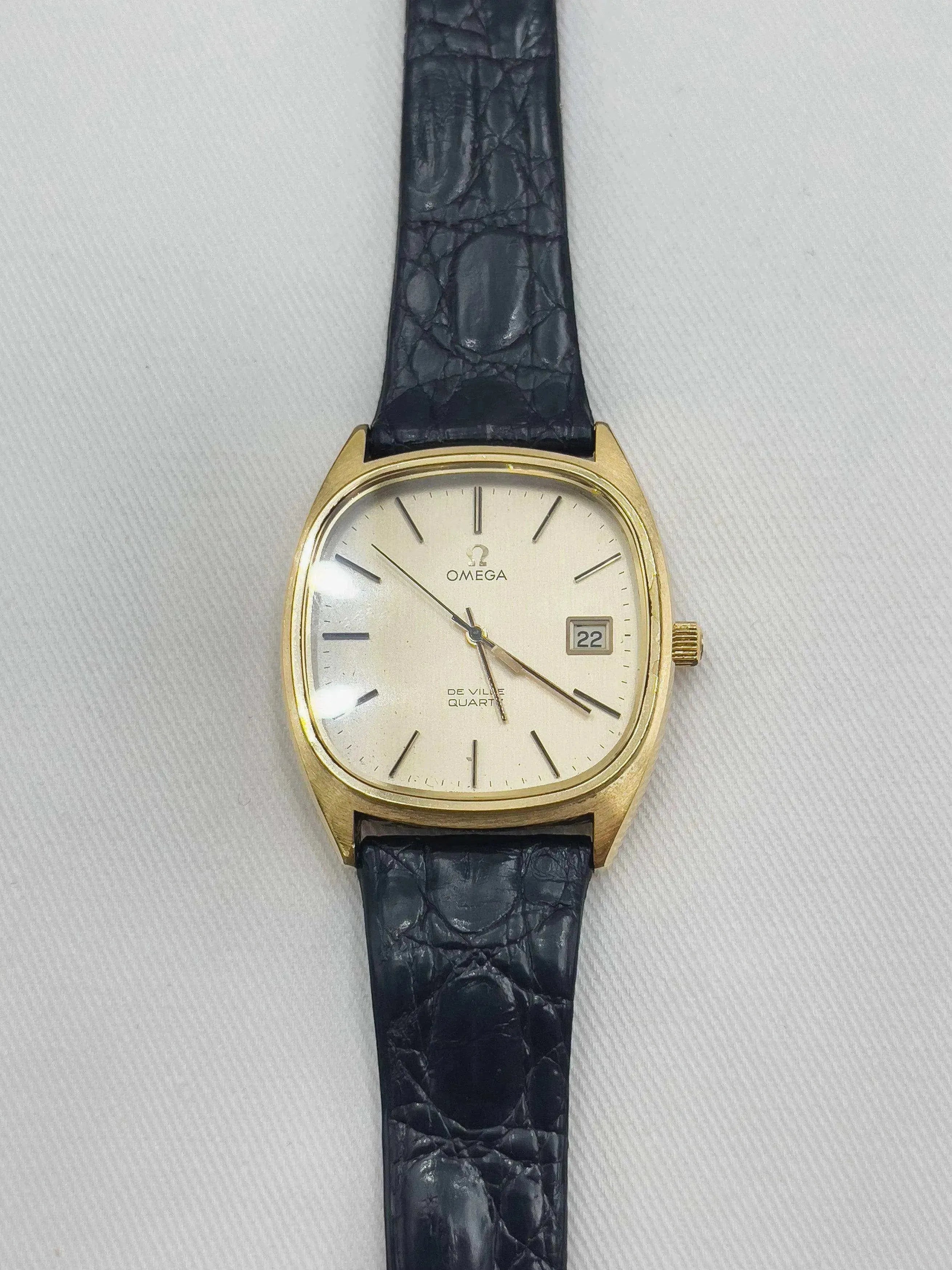 Omega - De Ville Gold w/ box - 1976 - Atelier Victor - Vintage  Shop
