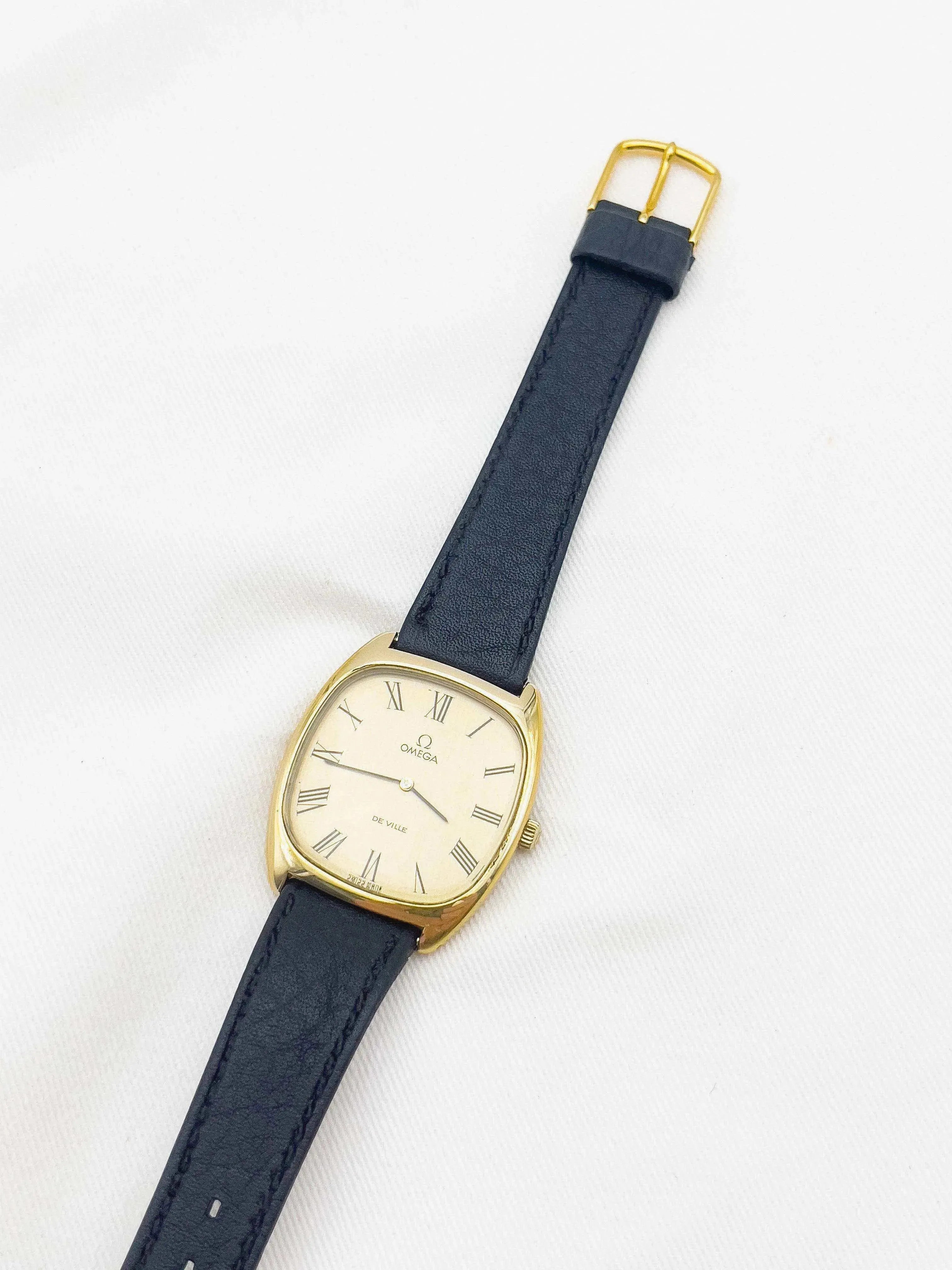 Omega - De Ville Index Romain Gold - 1975 - Atelier Victor Paris - Vintage Watch Shop Dubai
