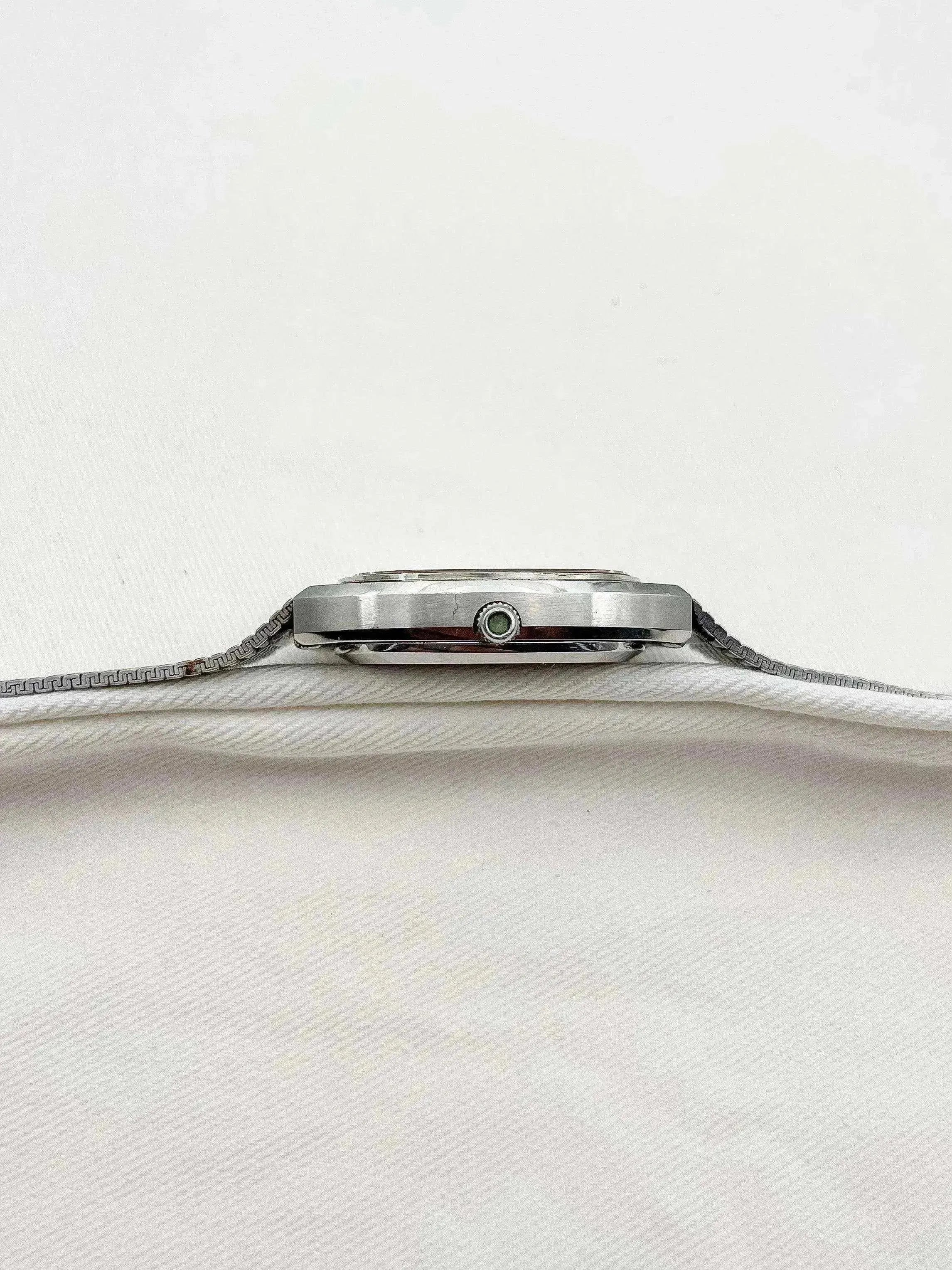 Omega - De Ville Maille Oversized - 1976 - Atelier Victor