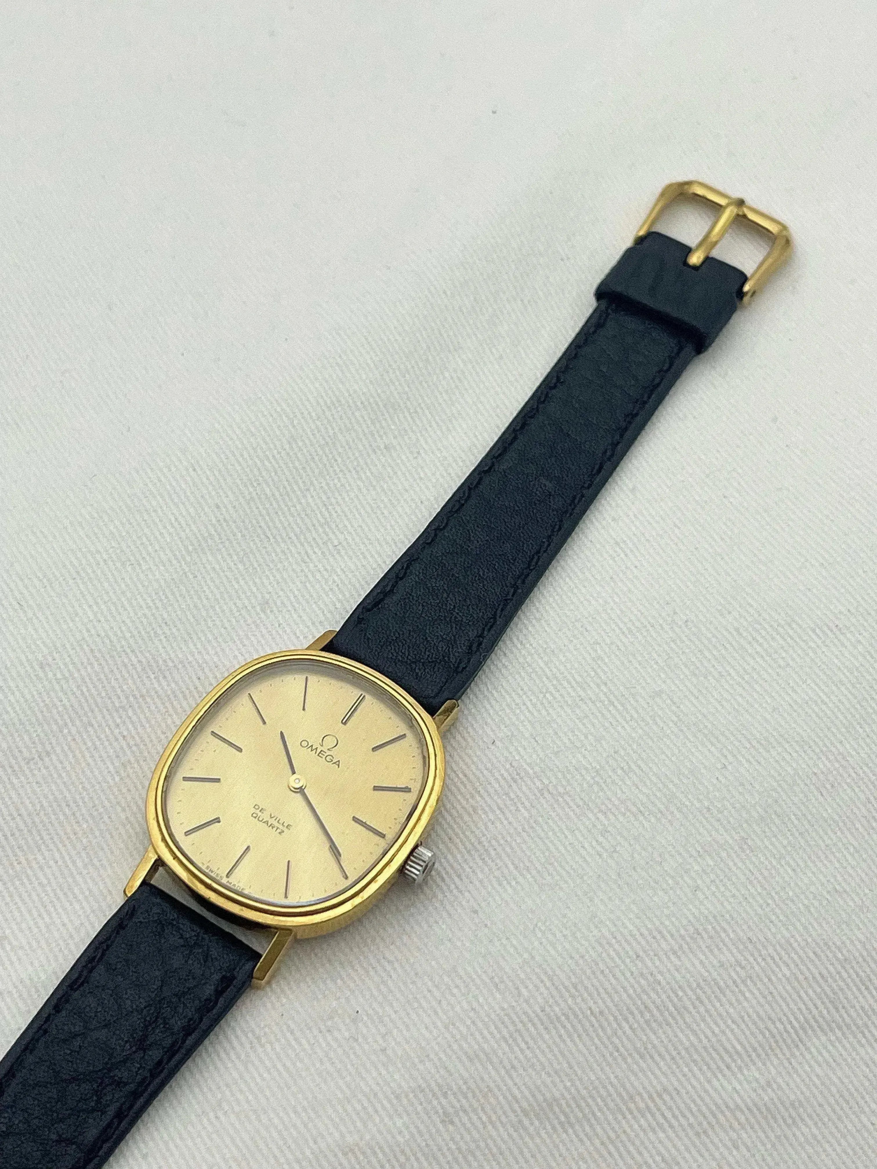 Omega - De Ville Oval Gold Quartz - 1977 - Atelier Victor