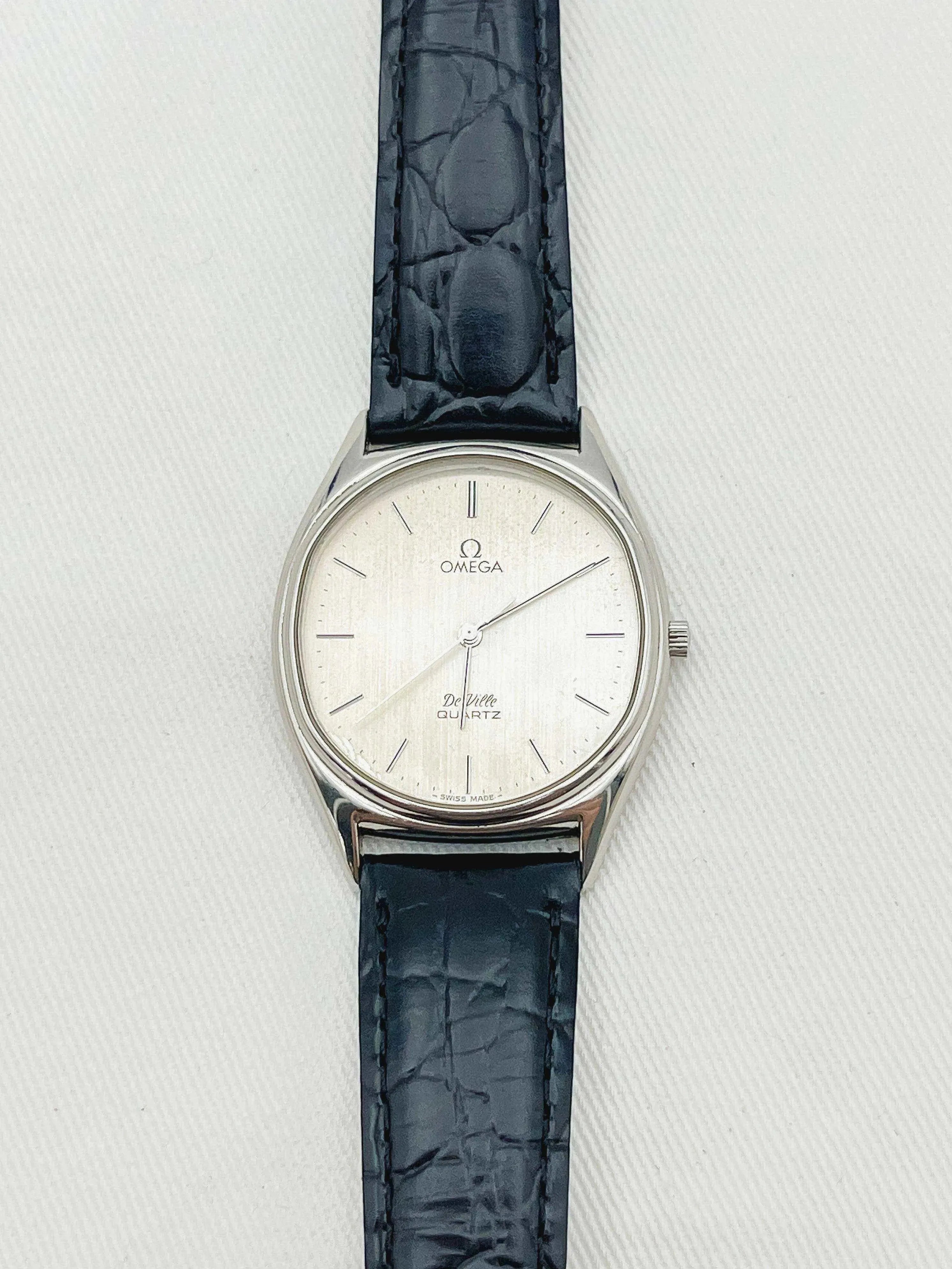 Omega - De Ville Ovale Patine Champagne - 1980 - Atelier Victor Paris - Vintage Watch Shop Dubai