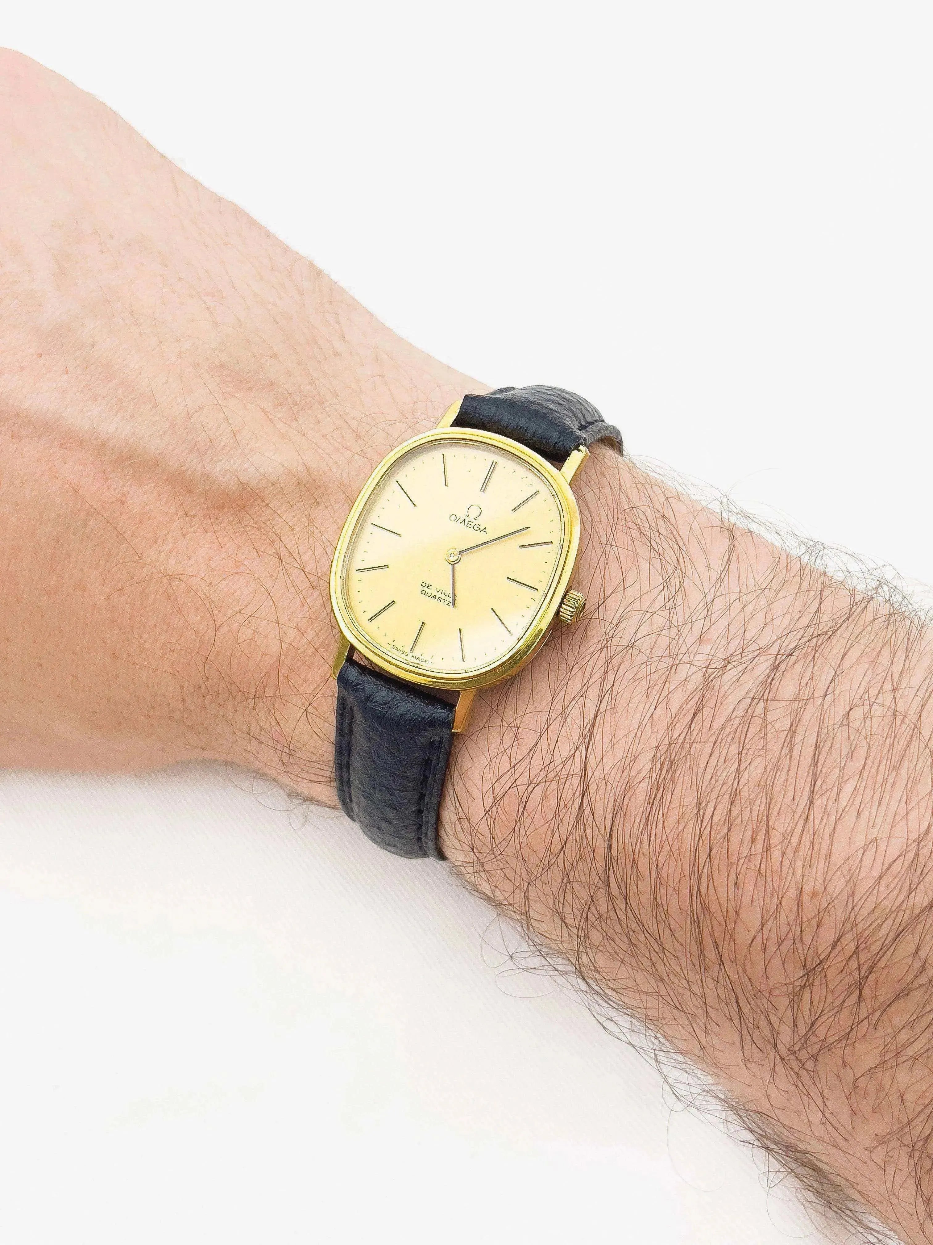 Omega - De Ville Ovale Plaqué or - 1975 - Atelier Victor Paris - Vintage Watch Shop Dubai