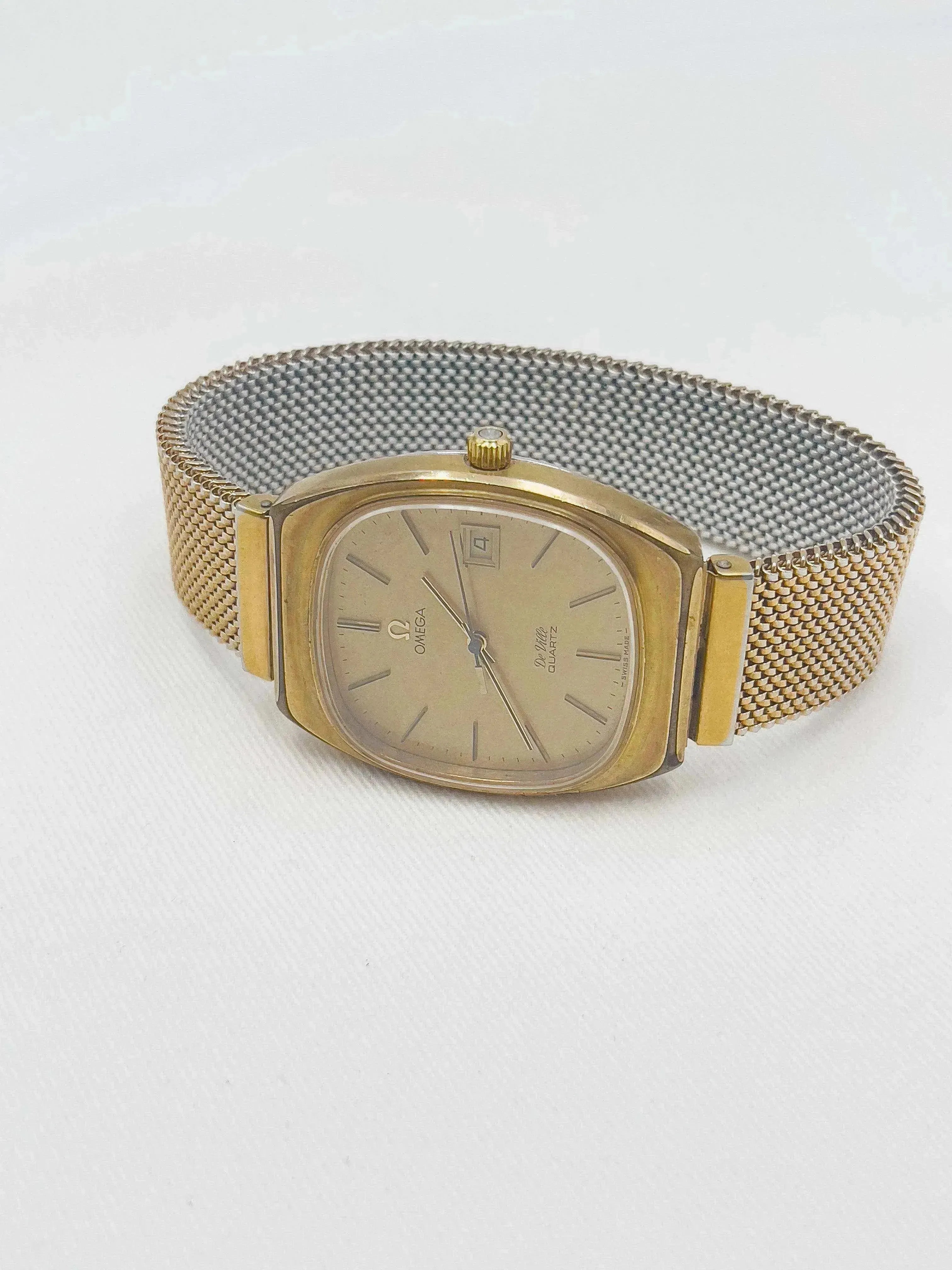 Omega - De Ville Oversize Gold - 1978 - Atelier Victor Paris - Vintage Watch Shop Dubai