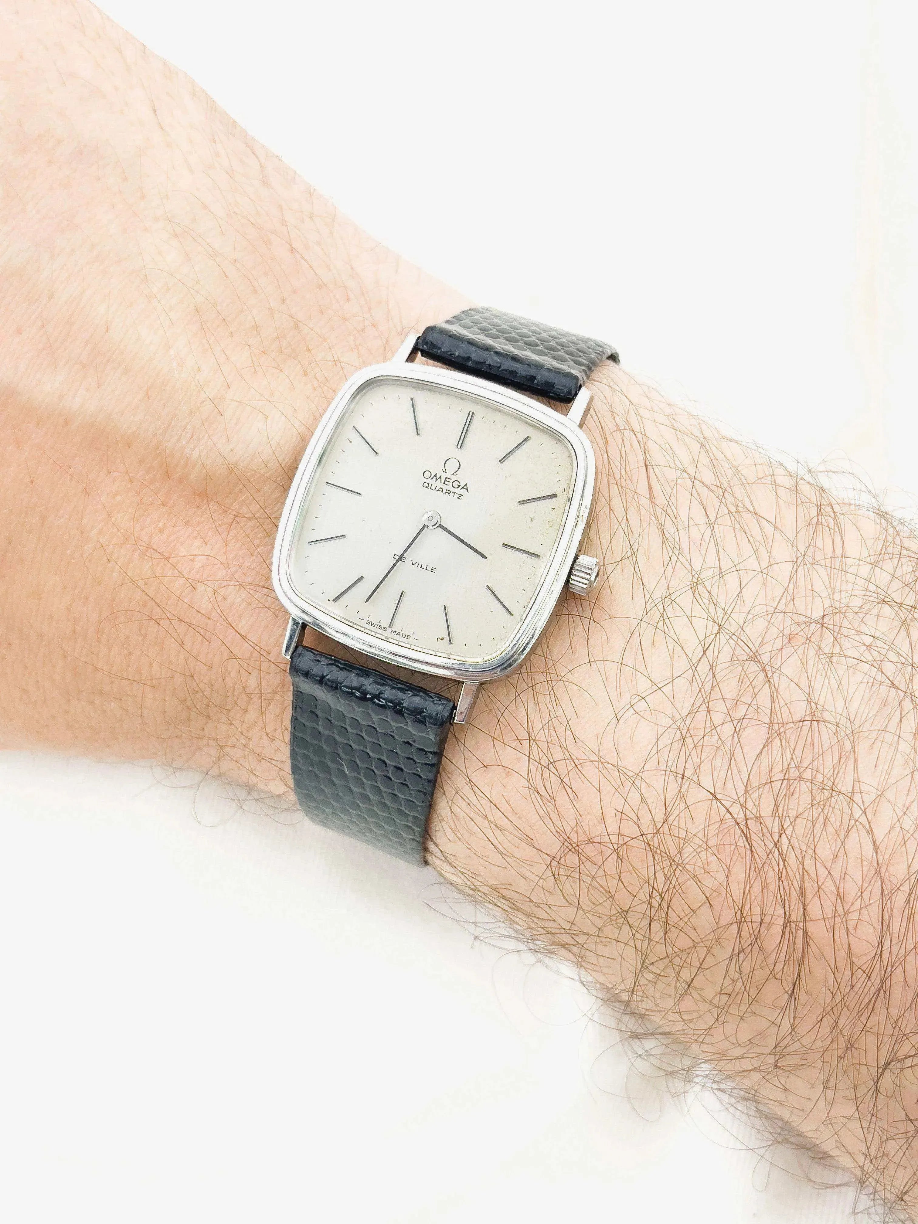 OMEGA DE VILLE アナログクォーツ腕時計 シルバー 稼働品 OMEGA オメガ DE VILLE デビル ラウンド ウォッチ 腕時計シルバー