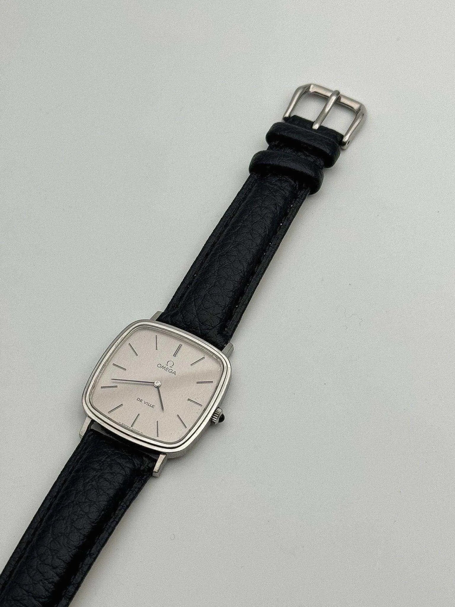 Omega - De Ville Square Cabochon - 1977 - Atelier Victor Paris - Vintage Watch Shop Dubai