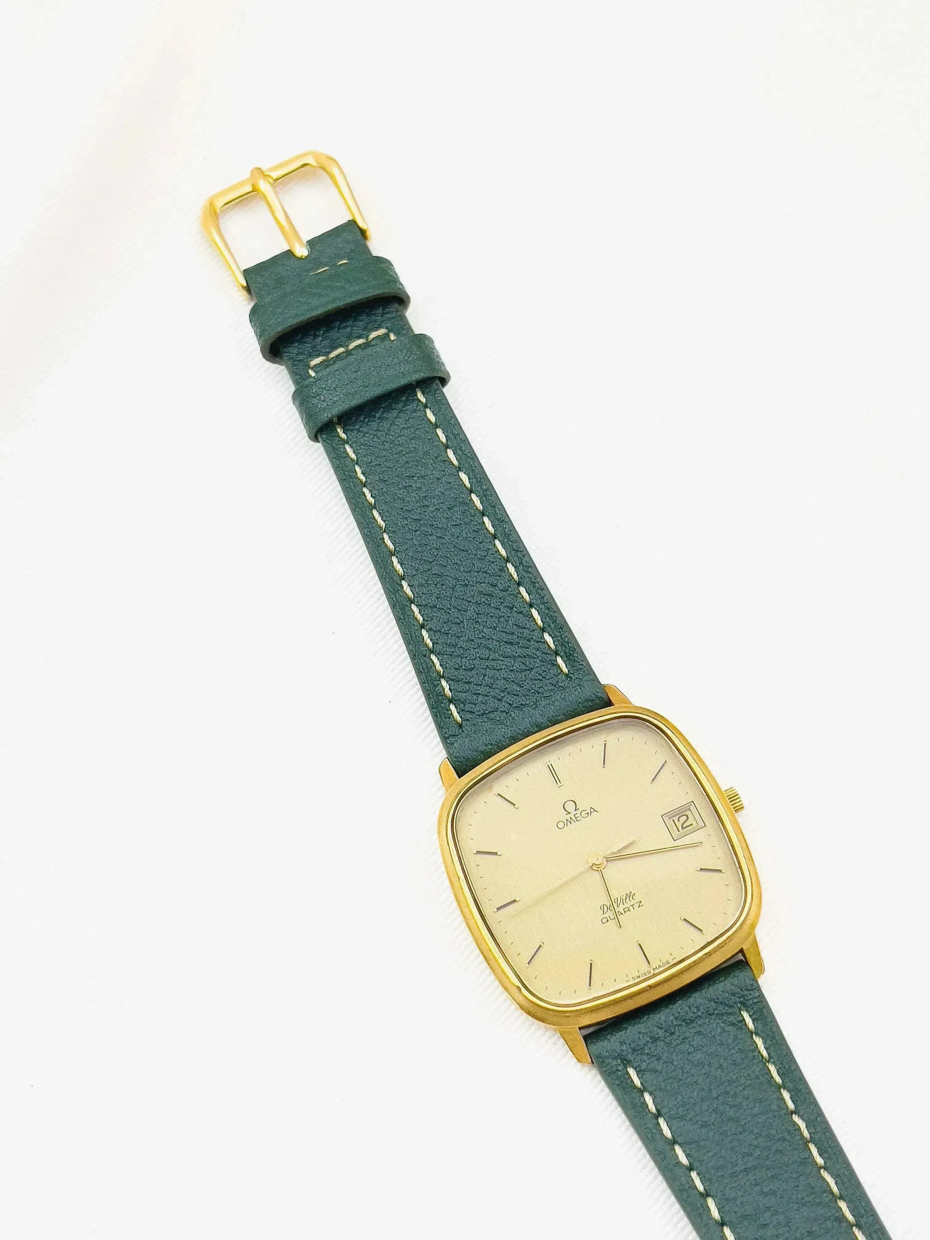 Omega - De Ville Tapissée Tonneau plaqué or - 1980 - Atelier Victor