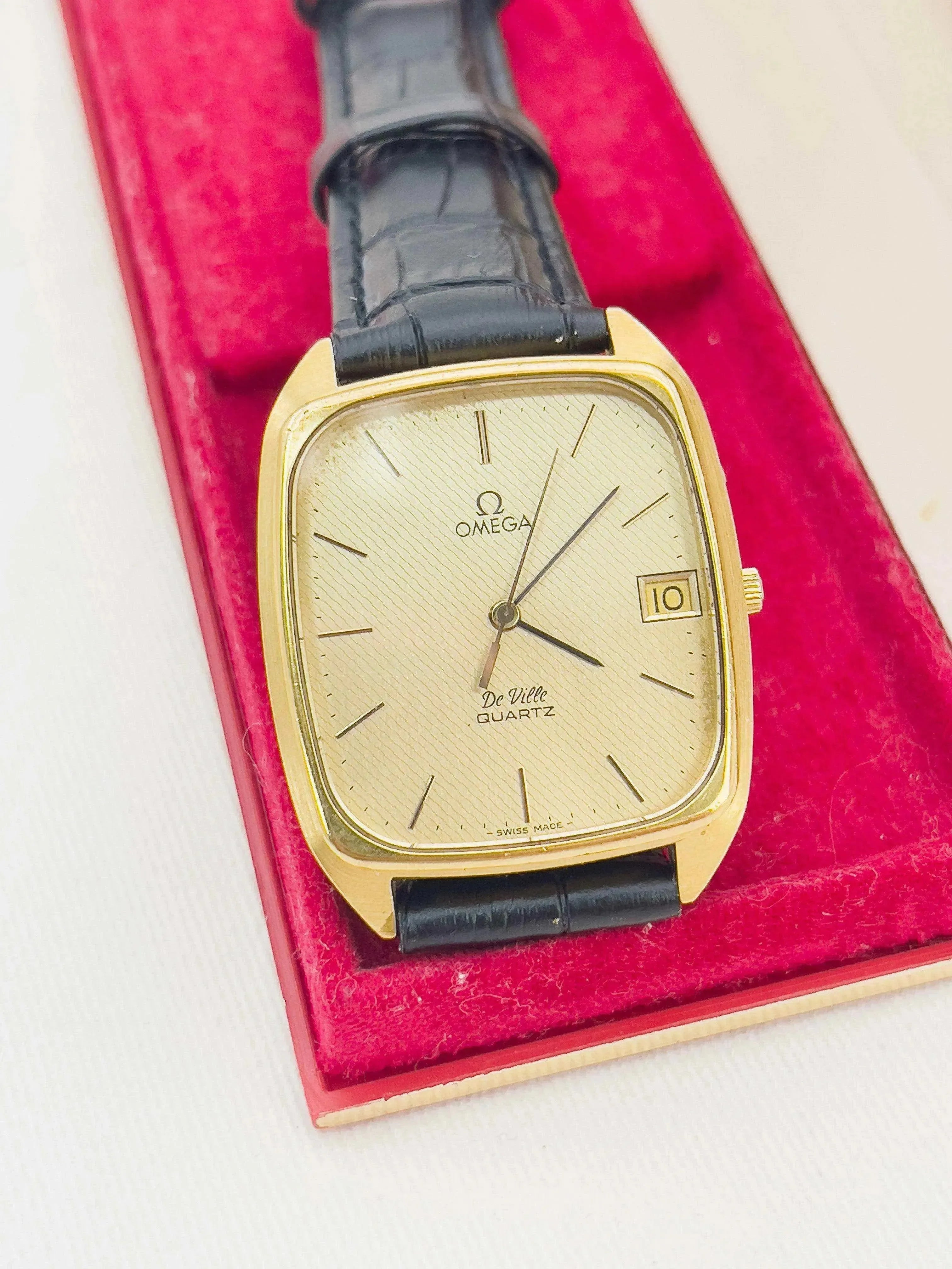 Omega - De Ville Tapisserie Full Set - 1980 - Atelier Victor - Vintage  Shop