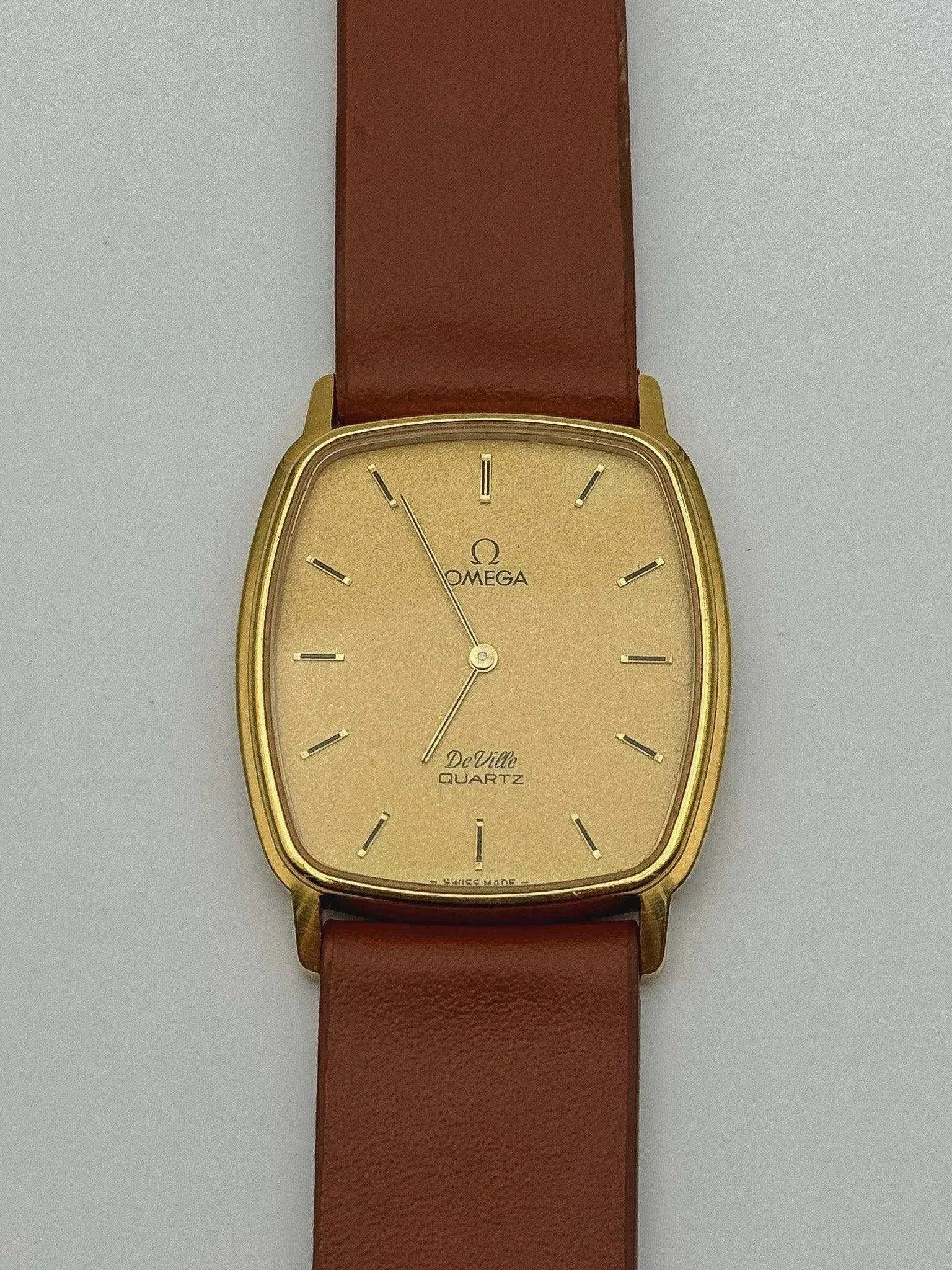 Omega - De Ville Tonneau Gold - 1982 - Atelier Victor Paris - Vintage Watch Shop Dubai