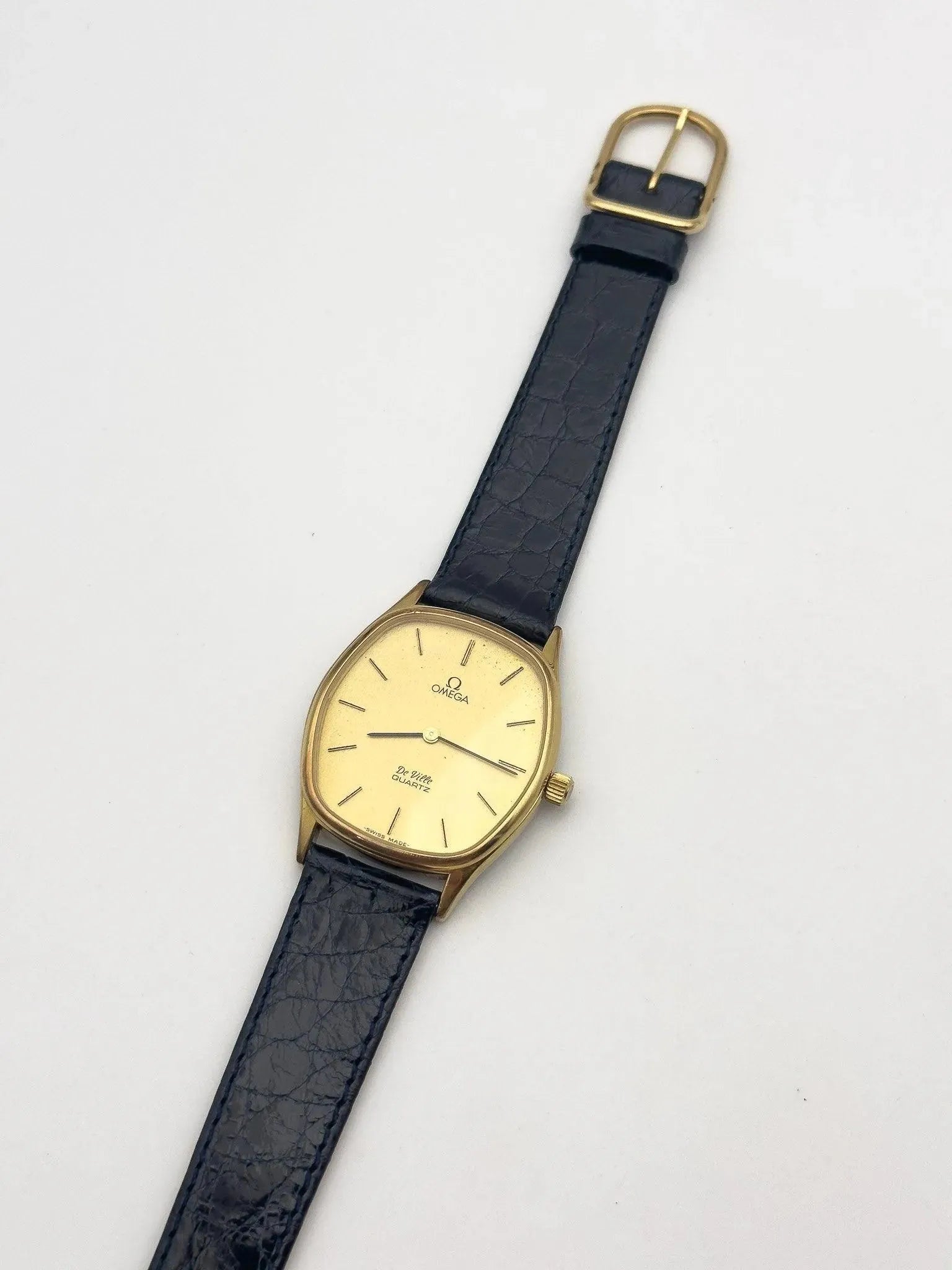 Omega - De Ville Tonneau Gold Blue Croco - 1977 - Atelier Victor Paris - Vintage Watch Shop Dubai