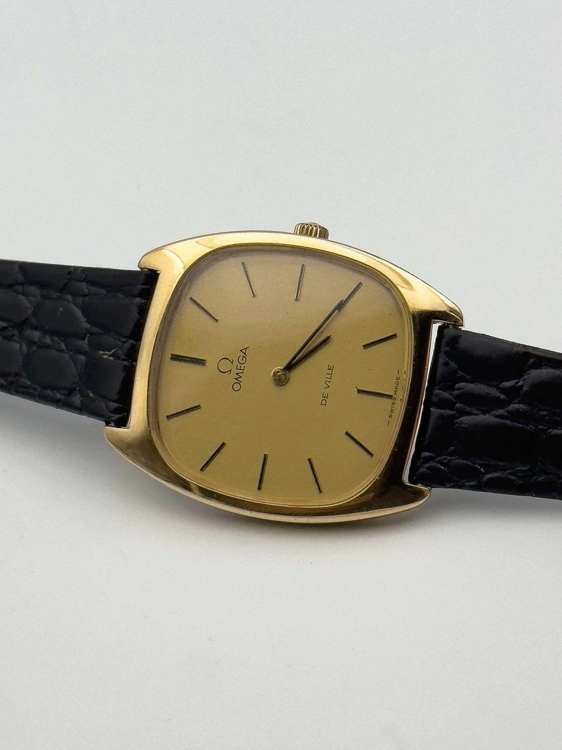 Omega - De Ville Tonneau Gold Meca - 1977 - Atelier Victor Paris - Vintage Watch Shop Dubai