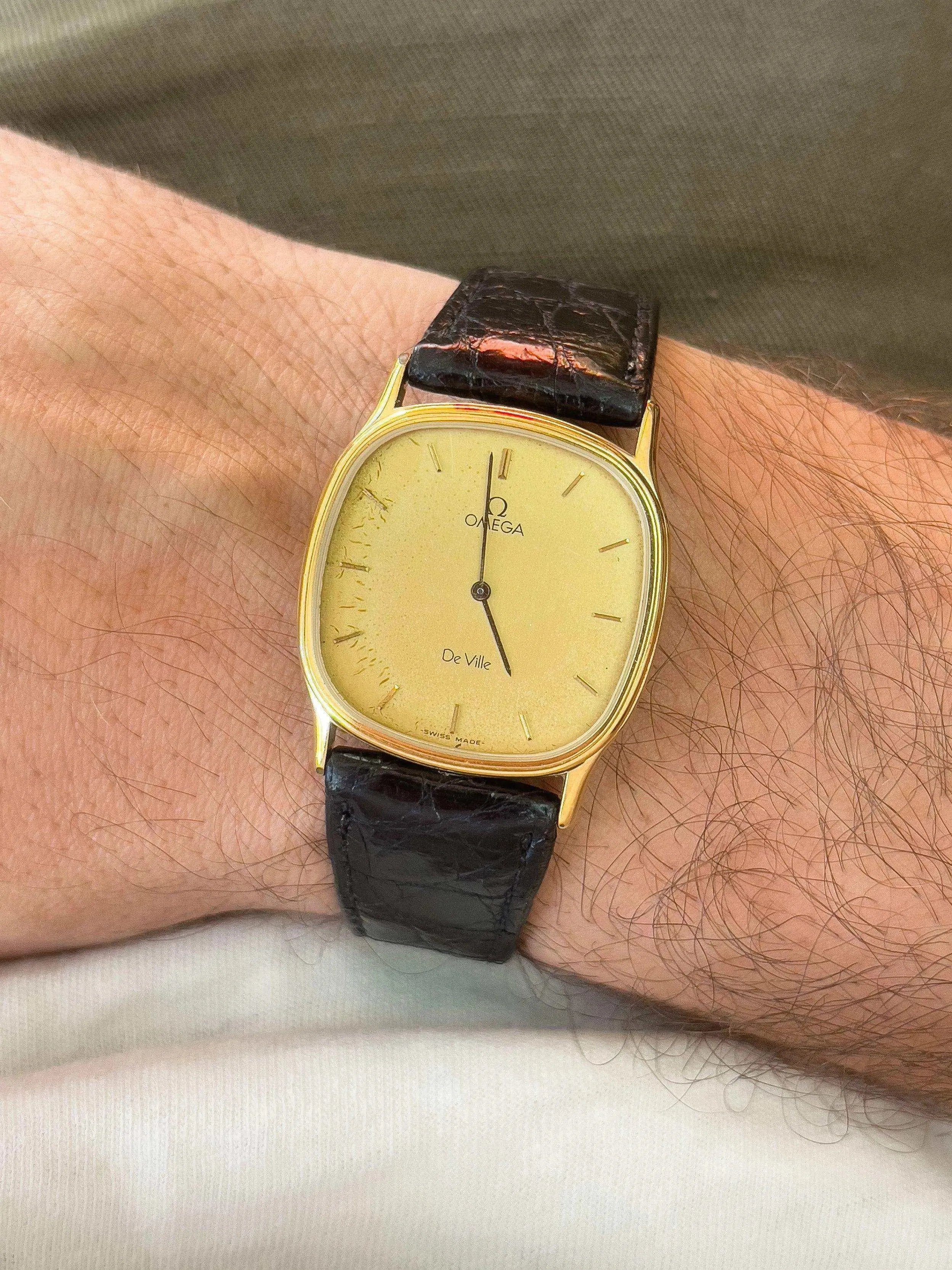 Omega - De Ville Tonneau Gold Patiné - 1970's - Atelier Victor Paris - Vintage Watch Shop Dubai