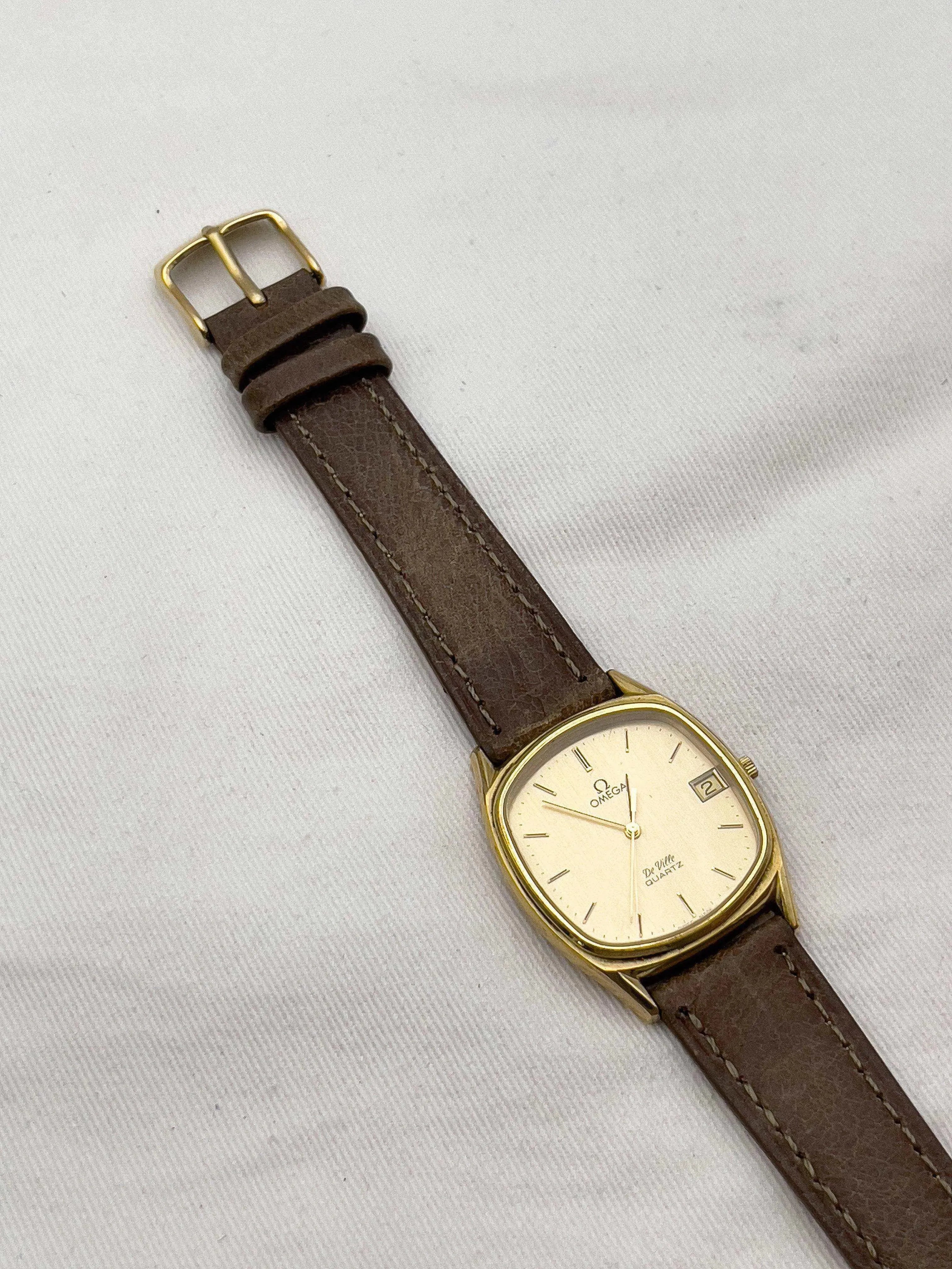 Omega - De Ville Tonneau Plaqué Or Date - 1979 - Atelier Victor Paris - Vintage Watch Shop Dubai