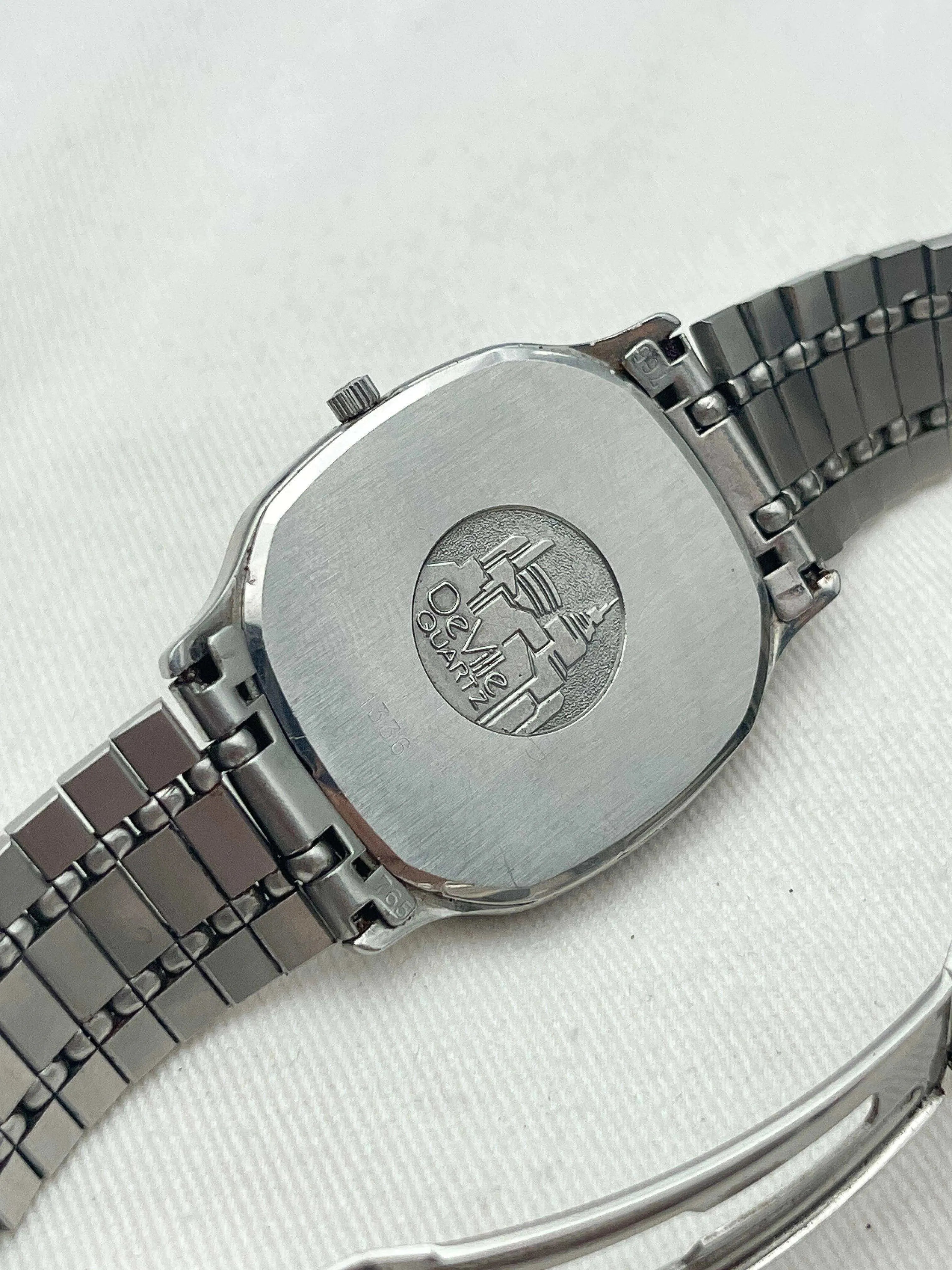 Omega - De Ville Tonneau Tapisserie - 1982 - Atelier Victor Paris - Vintage Watch Shop Dubai