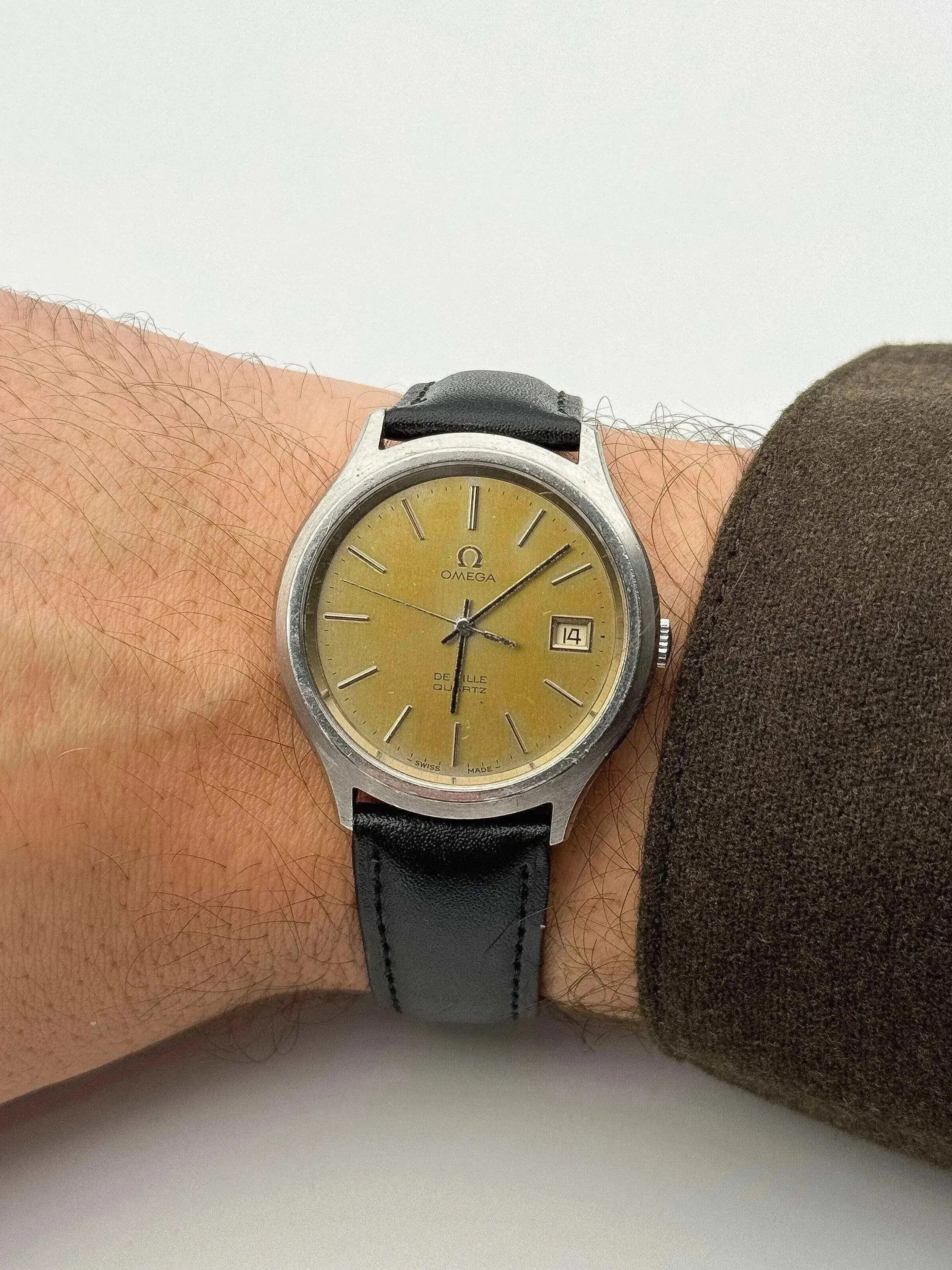 Omega - De Ville Yellow Patine - 1978 - Atelier Victor - Vintage  Shop