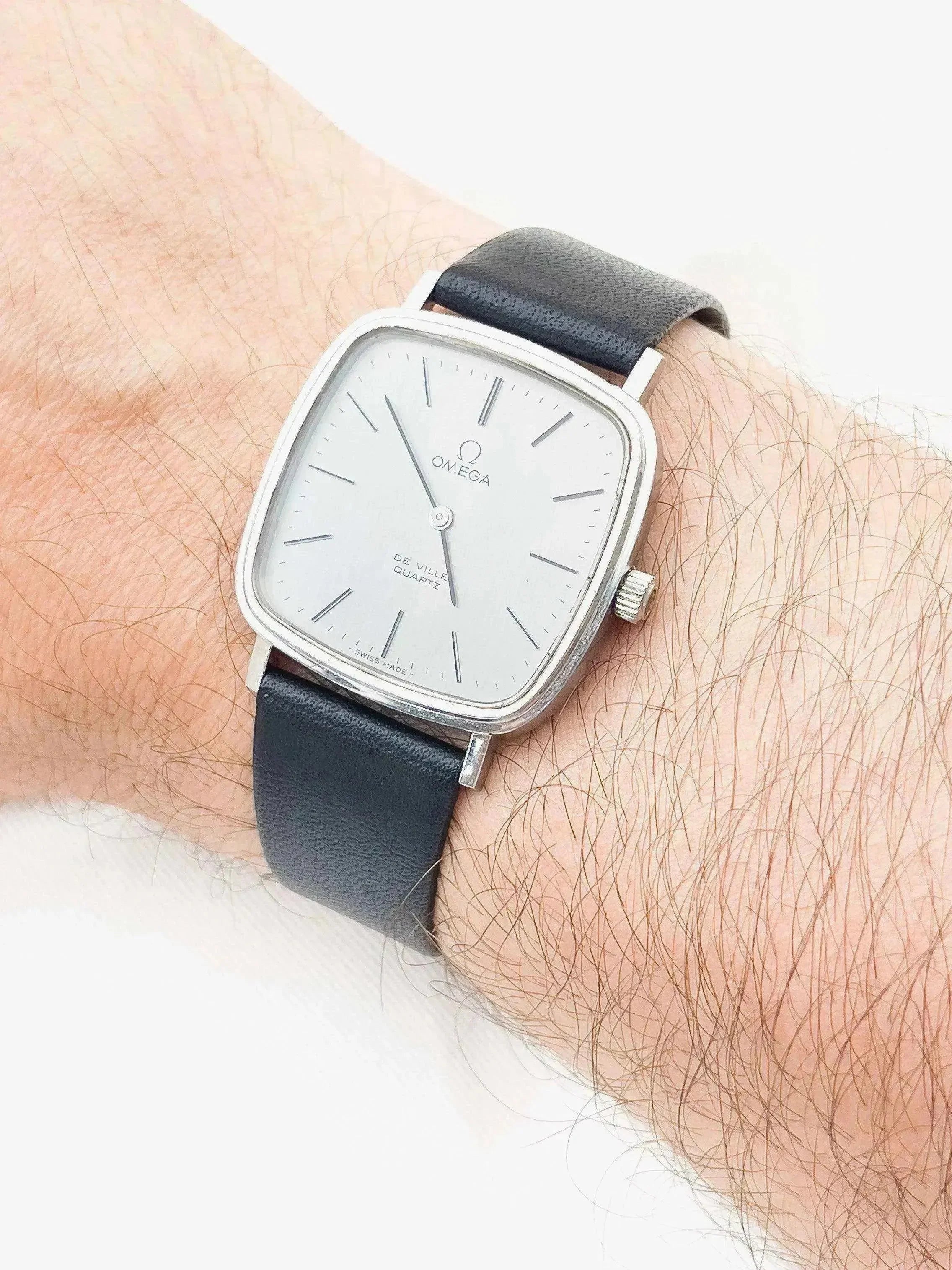 Omega - Dial Acier Quartz - 1976 - Atelier Victor - Vintage  Shop