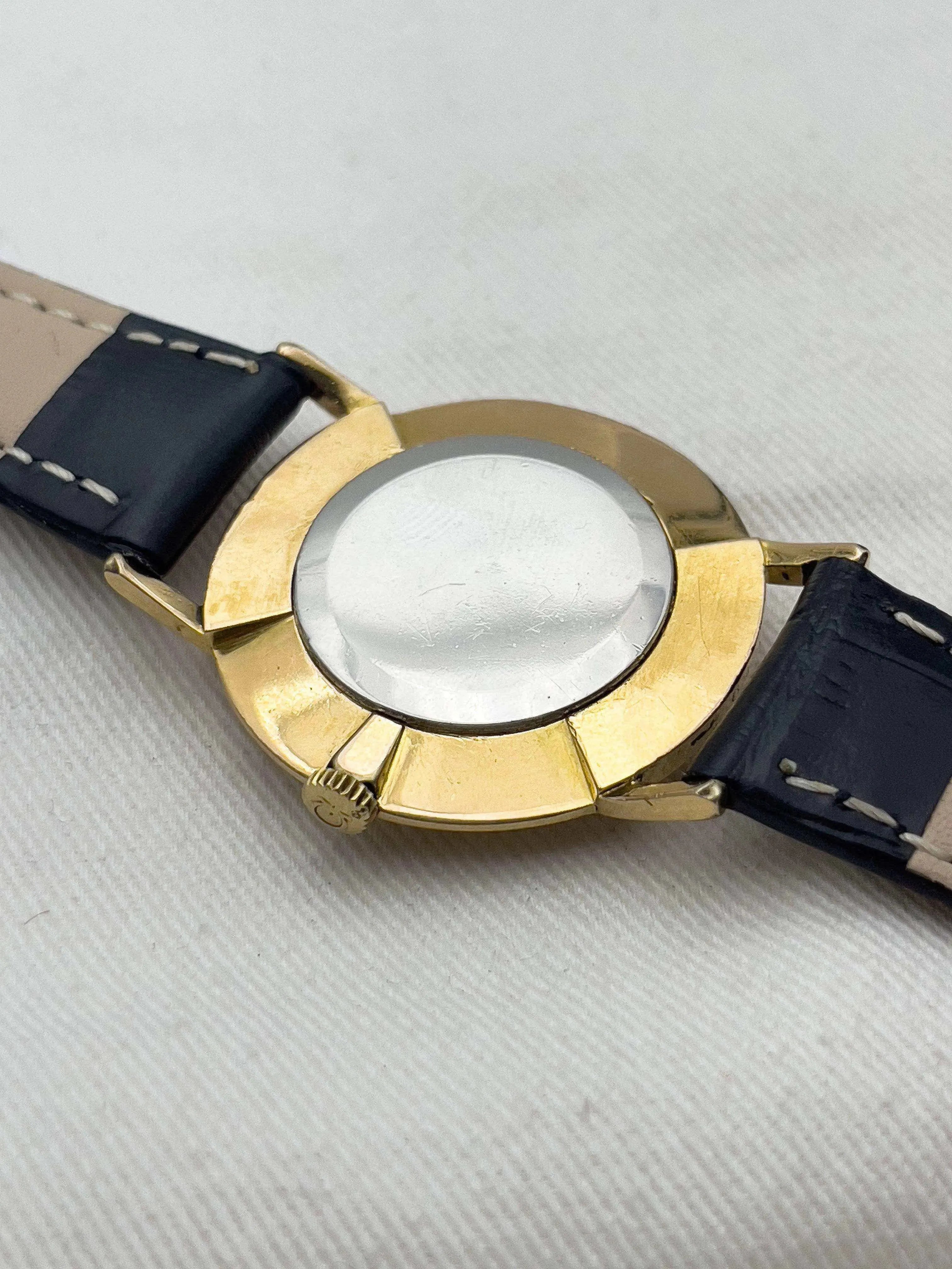 Omega - Disco Volante - 1970 - Atelier Victor Paris - Vintage Watch Shop Dubai