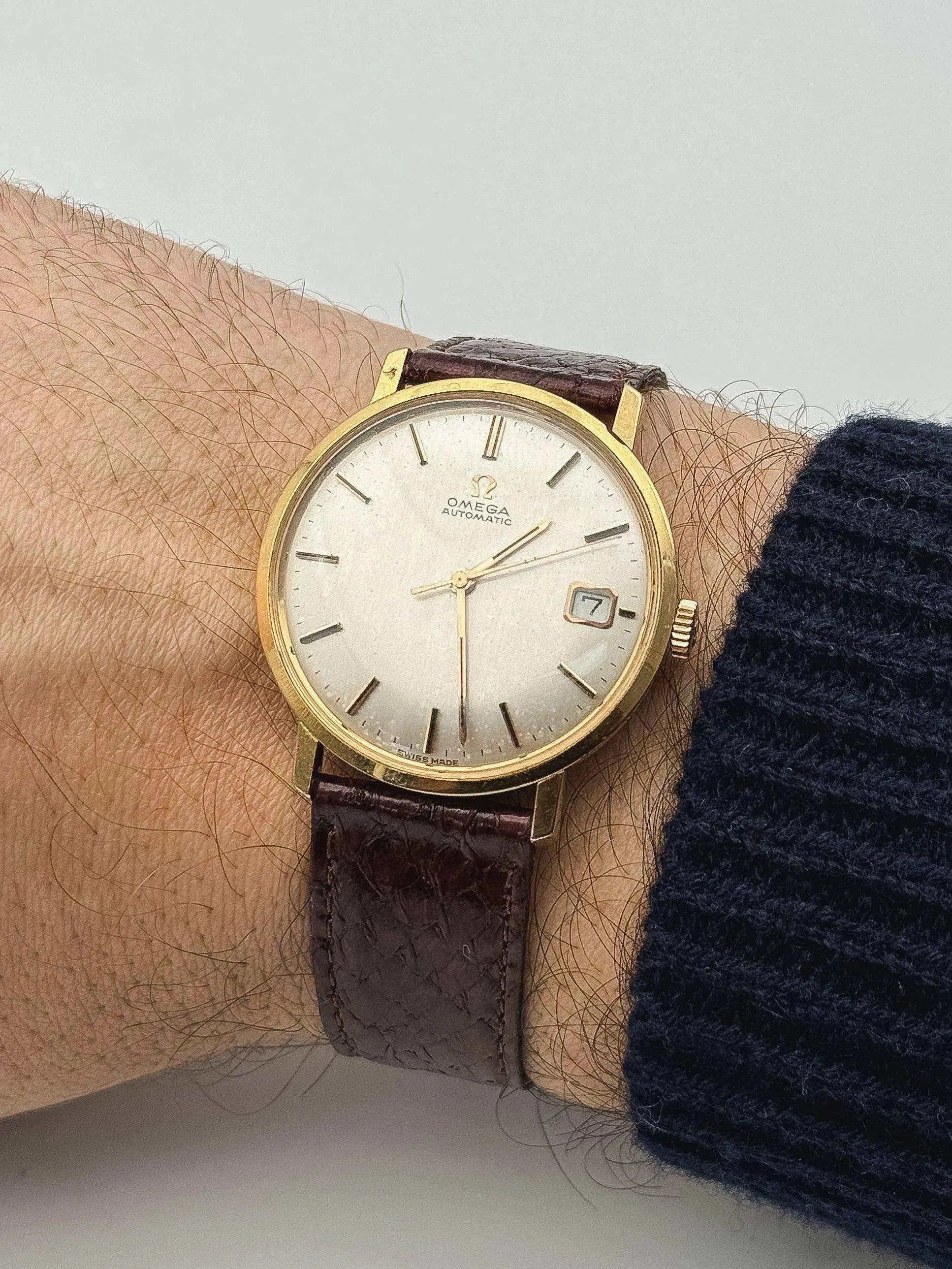 Omega - Dress Watch Or 18k Date - 1966 - Atelier Victor Paris - Vintage Watch Shop Dubai