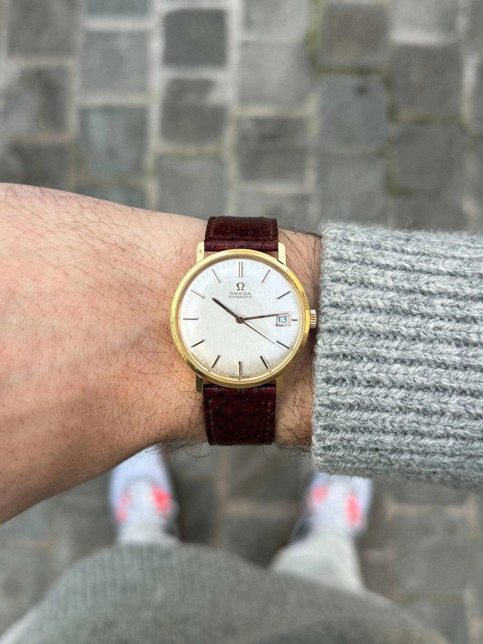Omega - Dress Watch Or 18k Date - 1966 - Atelier Victor - Vintage  Shop