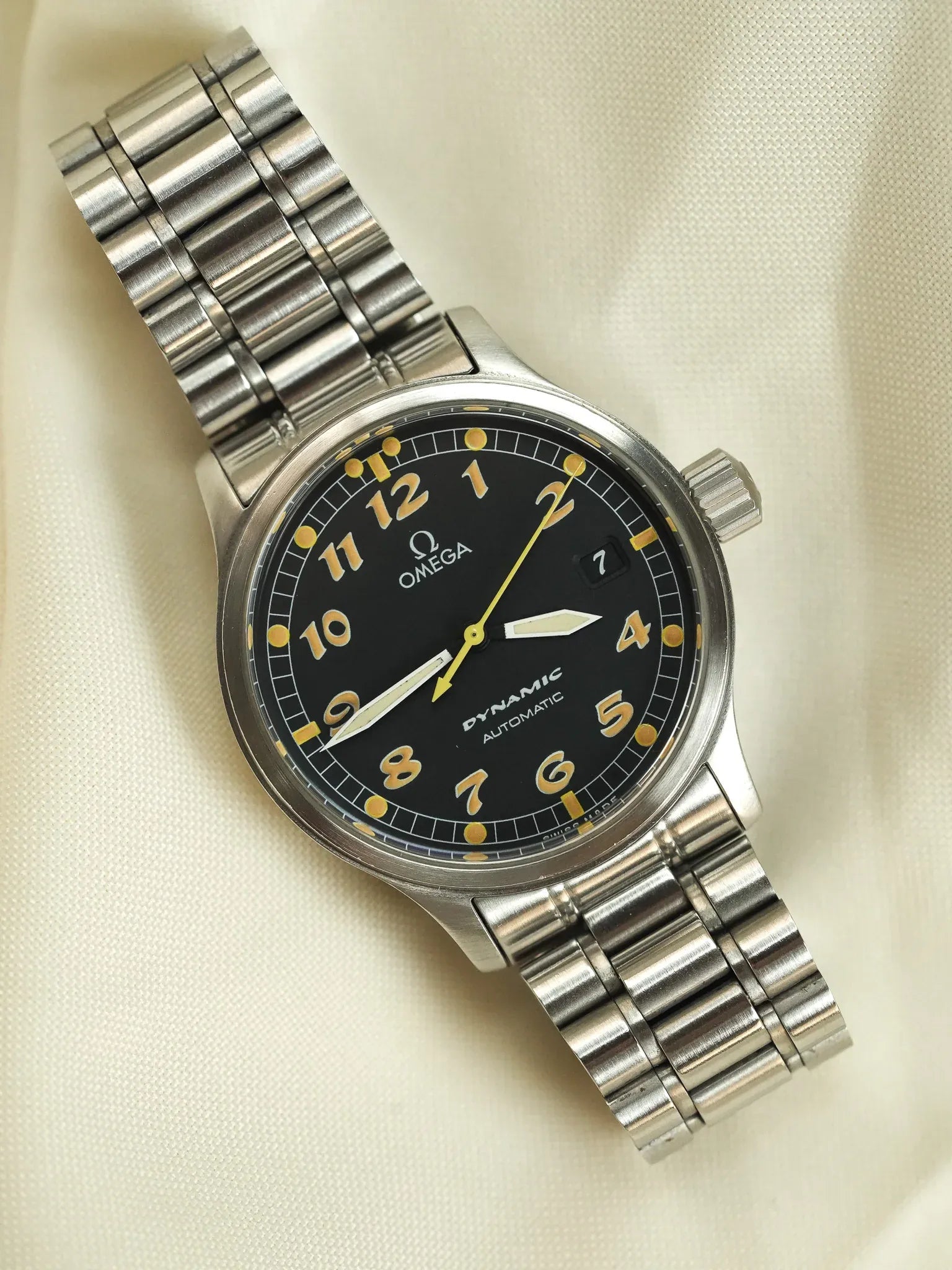 Omega - Dynamic III 166.0310 Fond Noir Index Patinés Orange - 2000s - Atelier Victor - Vintage  Shop