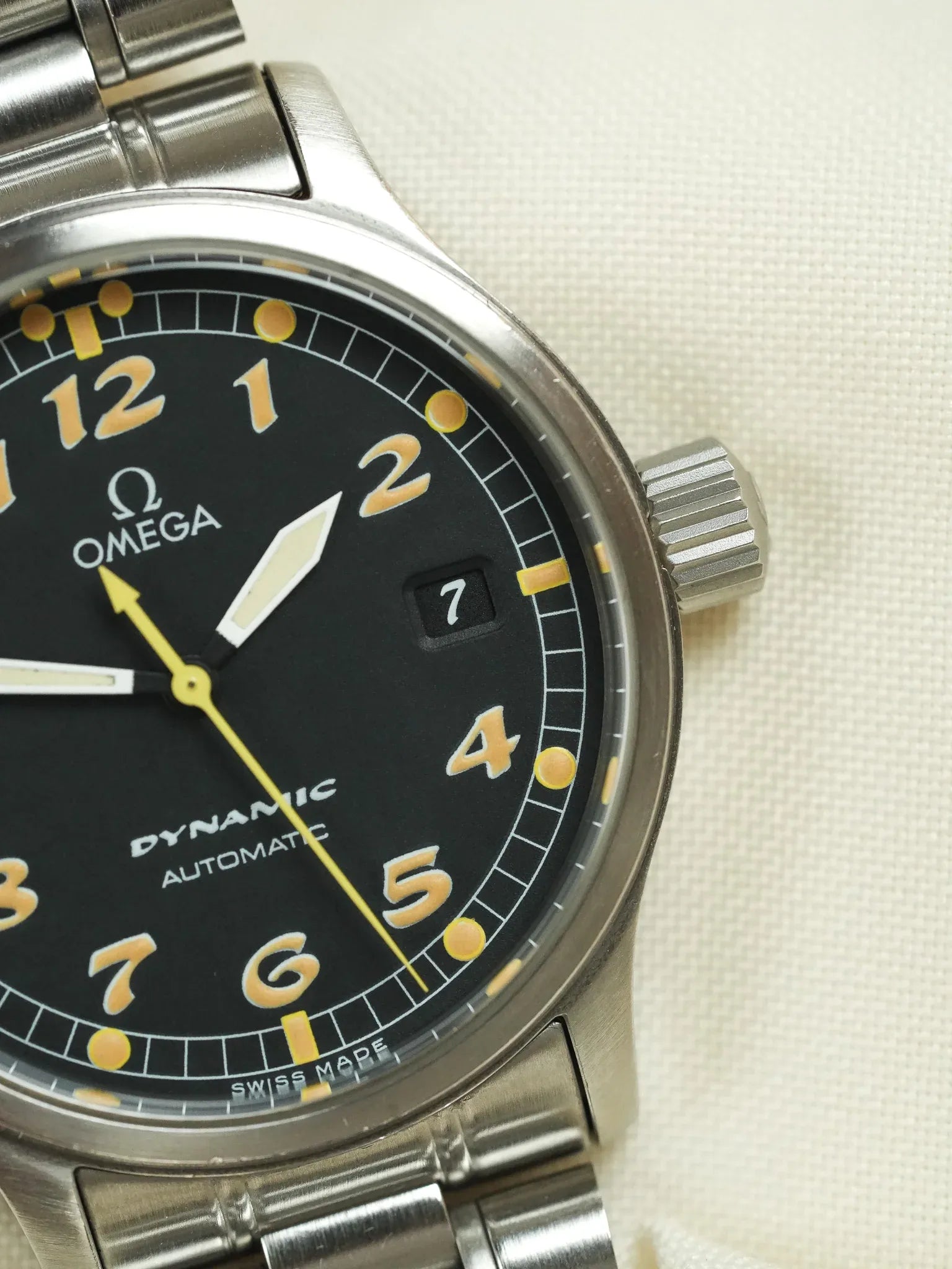 Omega - Dynamic III 166.0310 Fond Noir Index Patinés Orange - 2000s - Atelier Victor - Vintage  Shop