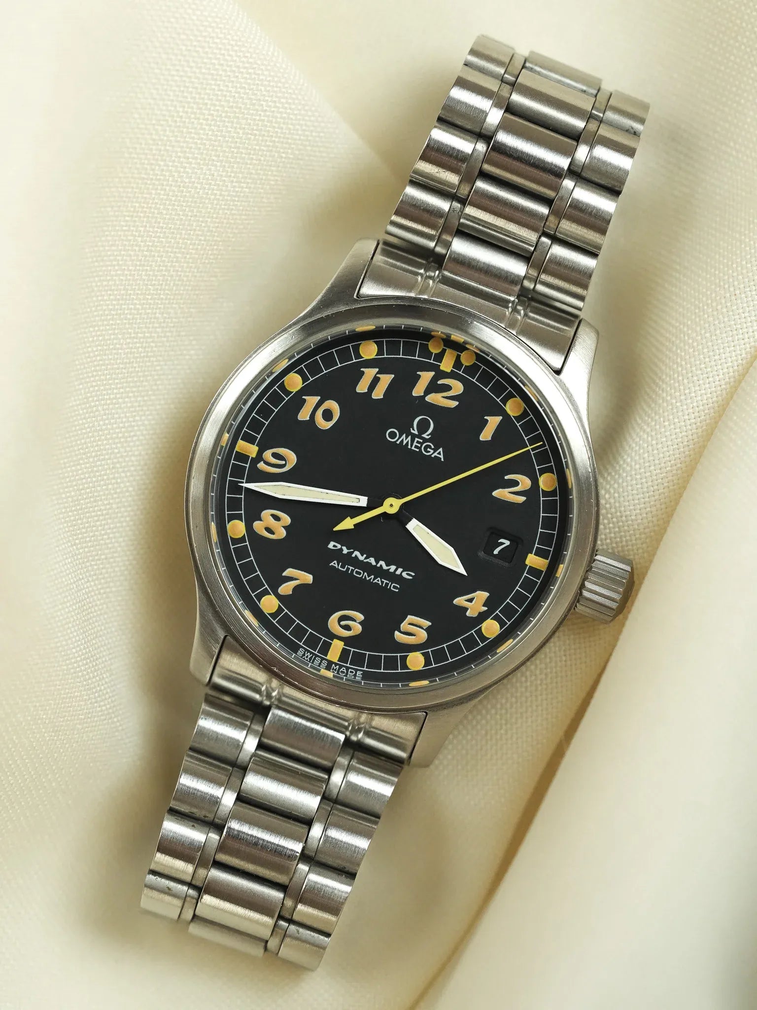 Omega - Dynamic III 166.0310 Fond Noir Index Patinés Orange - 2000s - Atelier Victor - Vintage  Shop