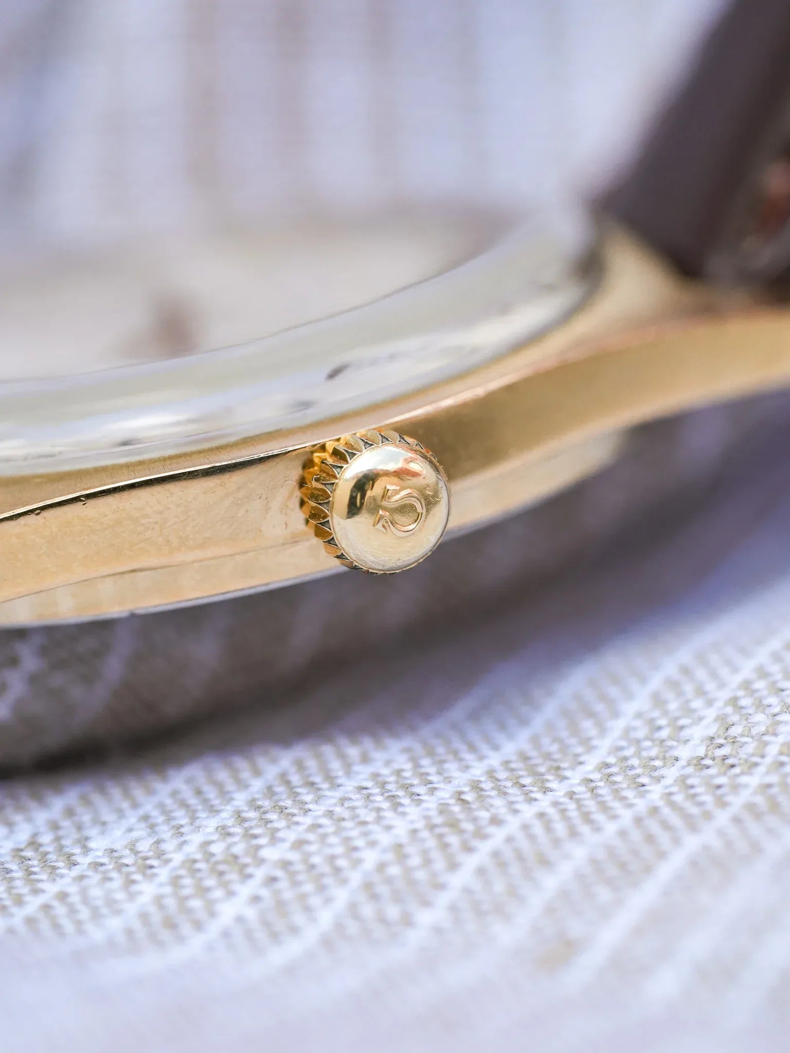 Omega - Genève 135.041 Tonneau Plaqué Or Champagne - 1969 - Atelier Victor