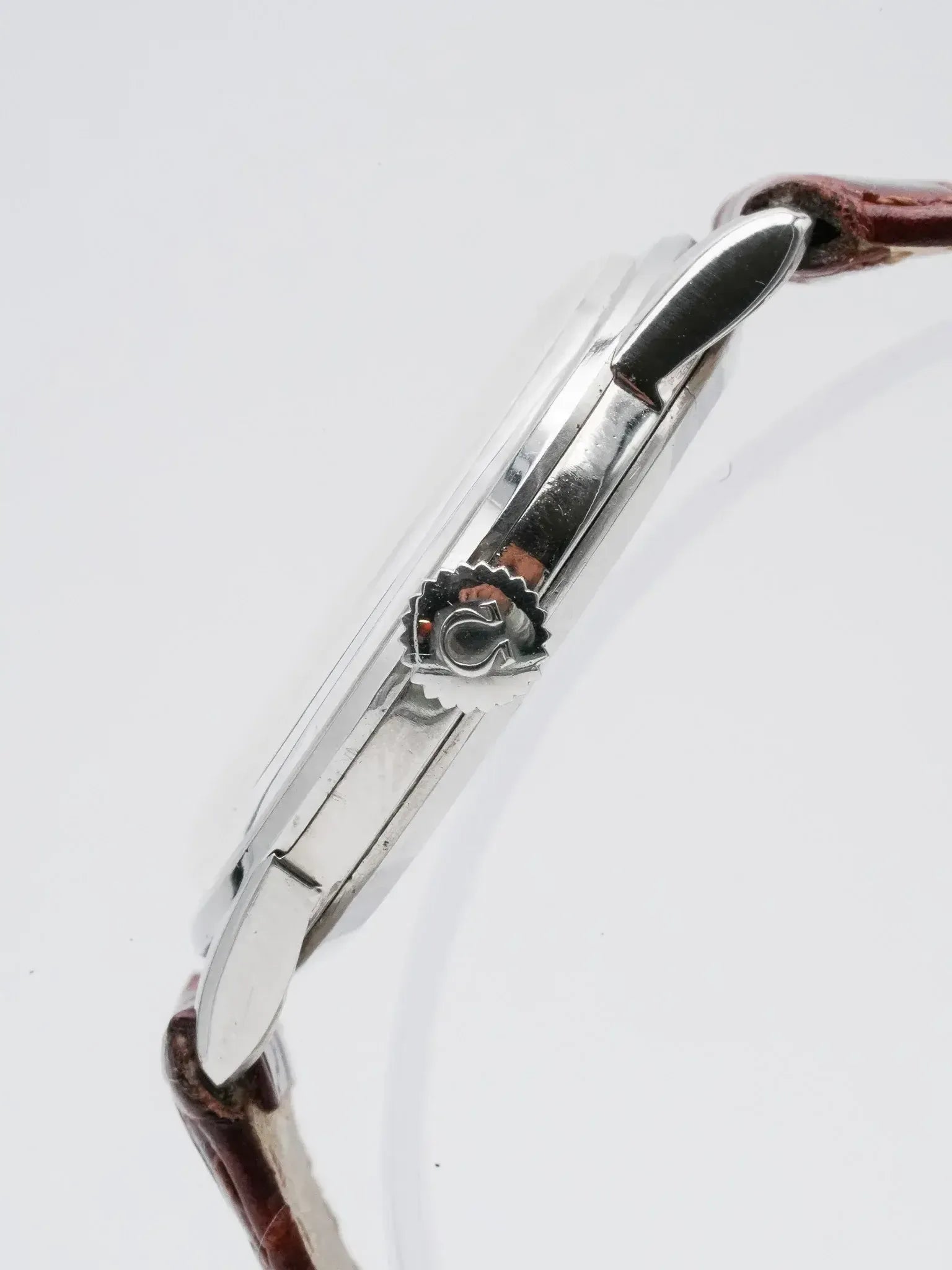 Omega - Genève 2748-3 Acier Patine Ivoire - 1954 - Atelier Victor