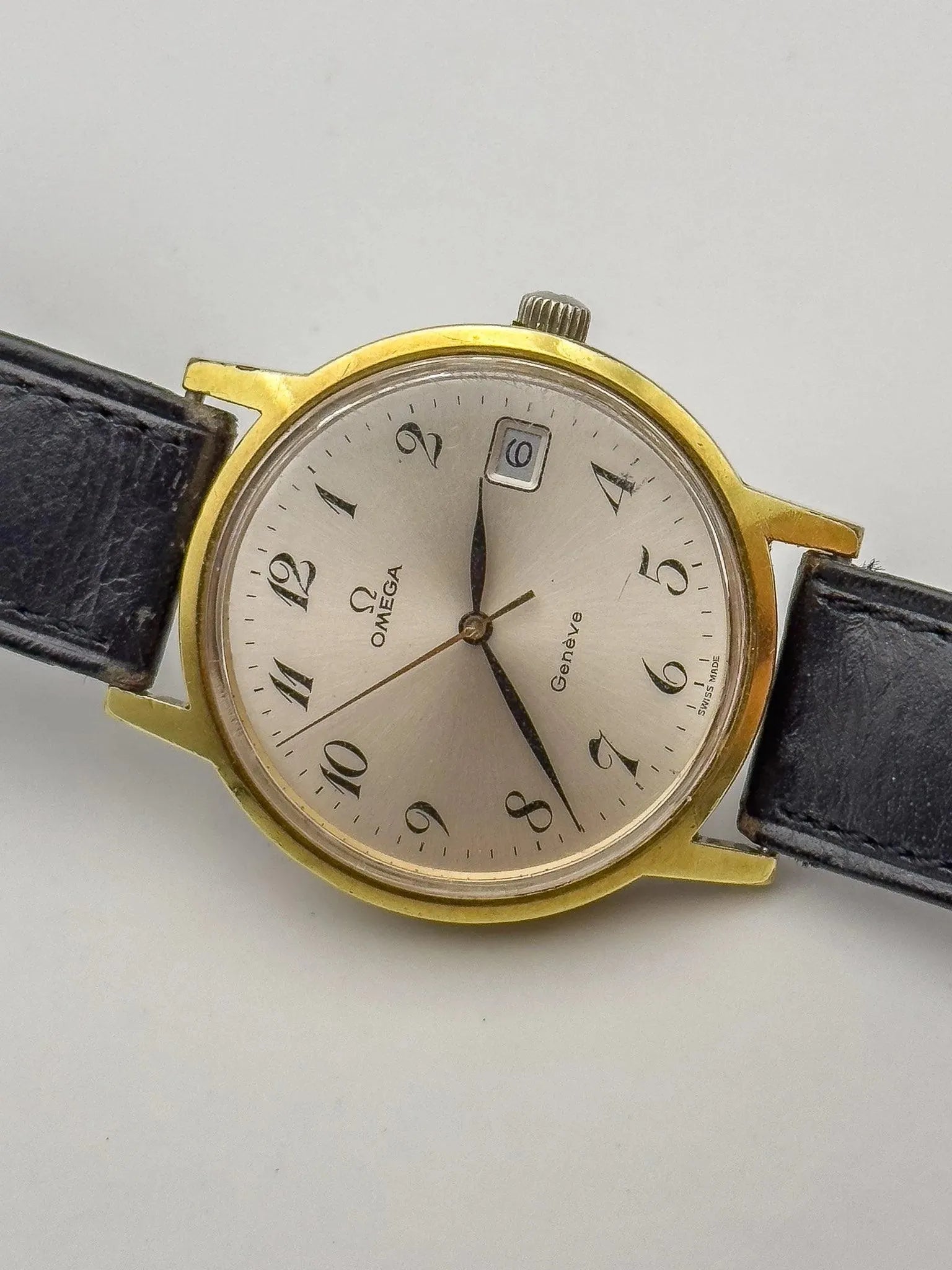 Omega - Genève Breguet Numerals Plaqué or - 1972 - Atelier Victor Paris - Vintage Watch Shop Dubai