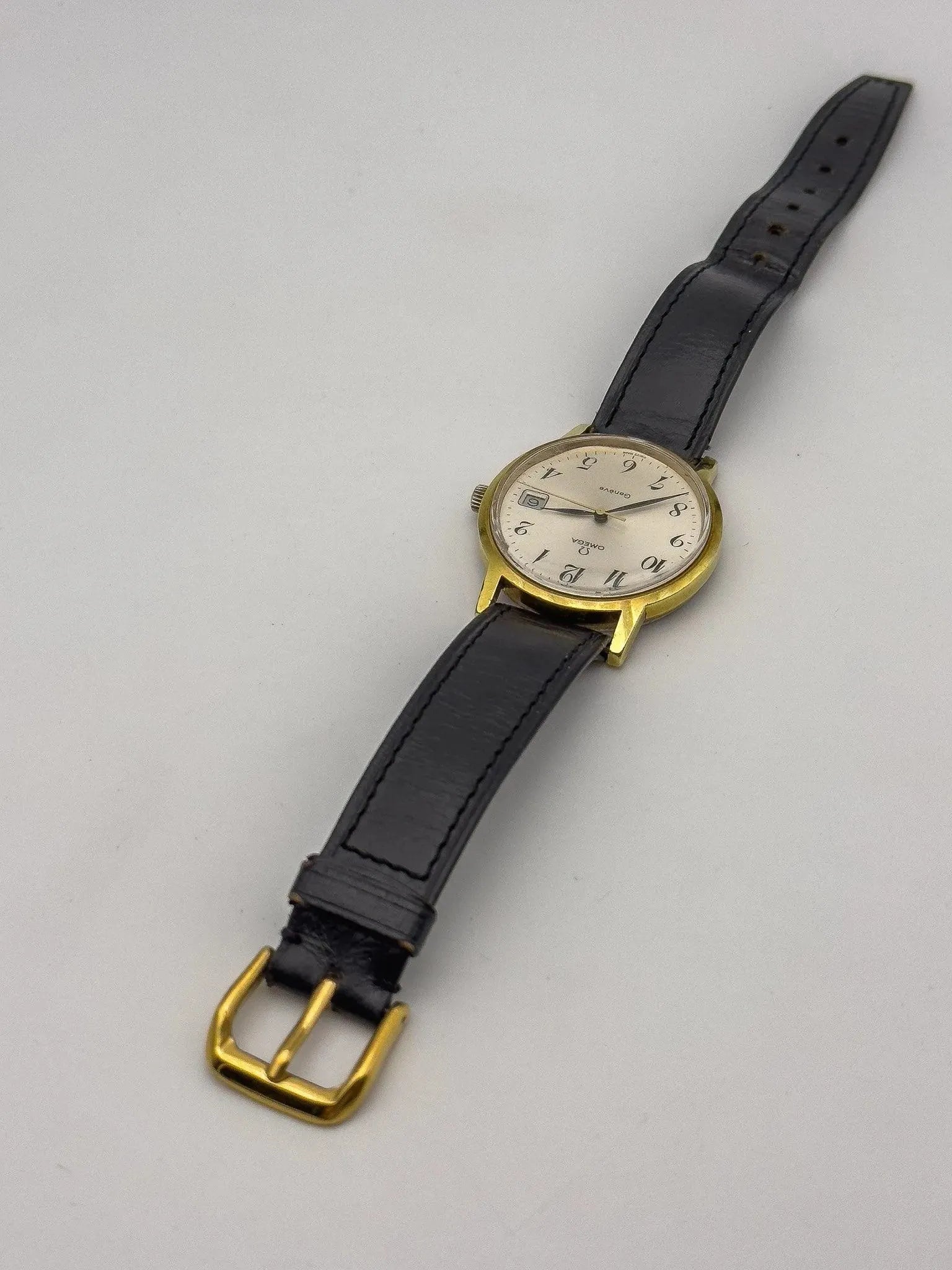 Omega - Genève Breguet Numerals Plaqué or - 1972 - Atelier Victor Paris - Vintage Watch Shop Dubai