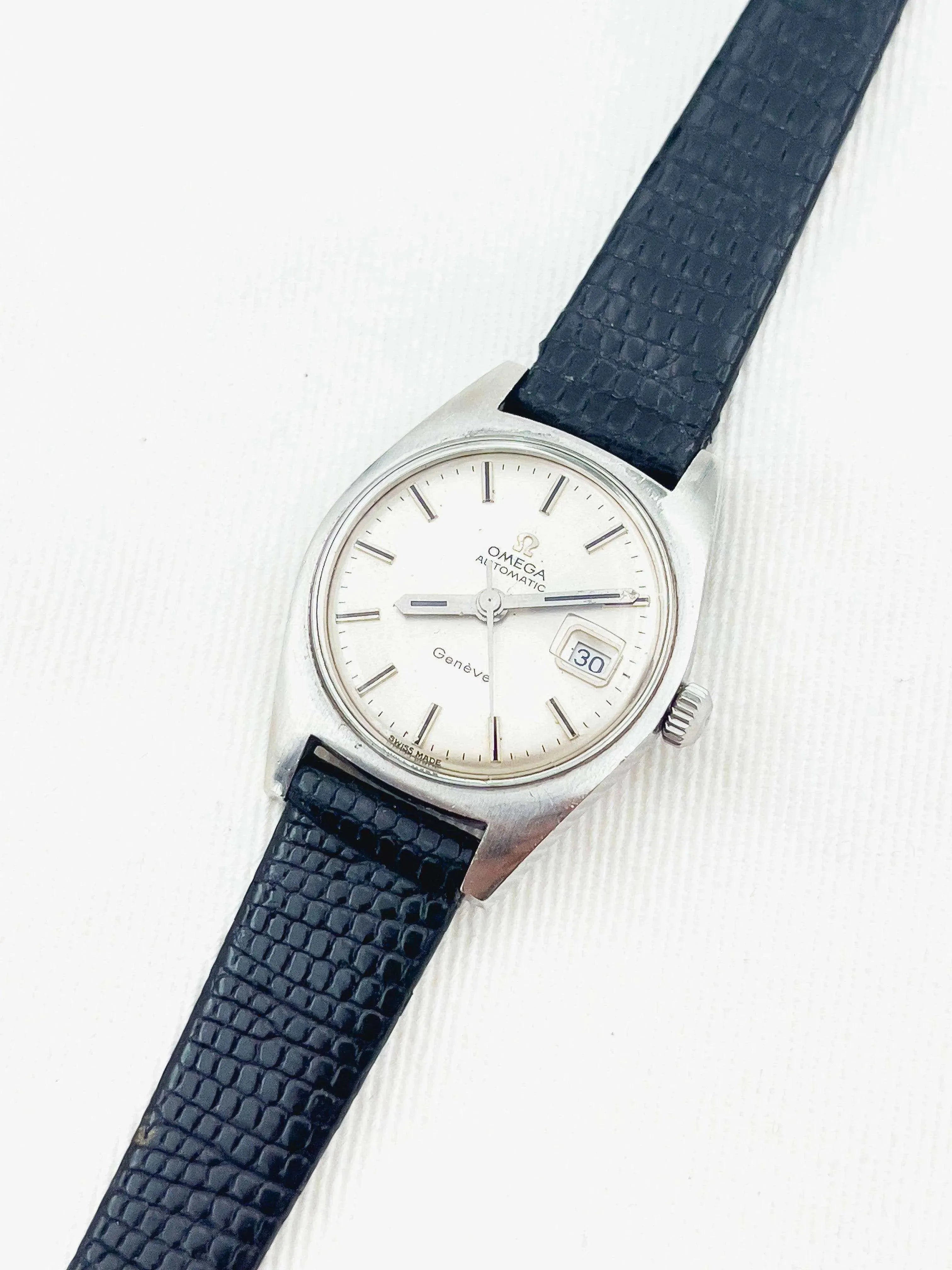 Omega - Genève Date Femme Mini - 1972 - Atelier Victor Paris - Vintage Watch Shop Dubai