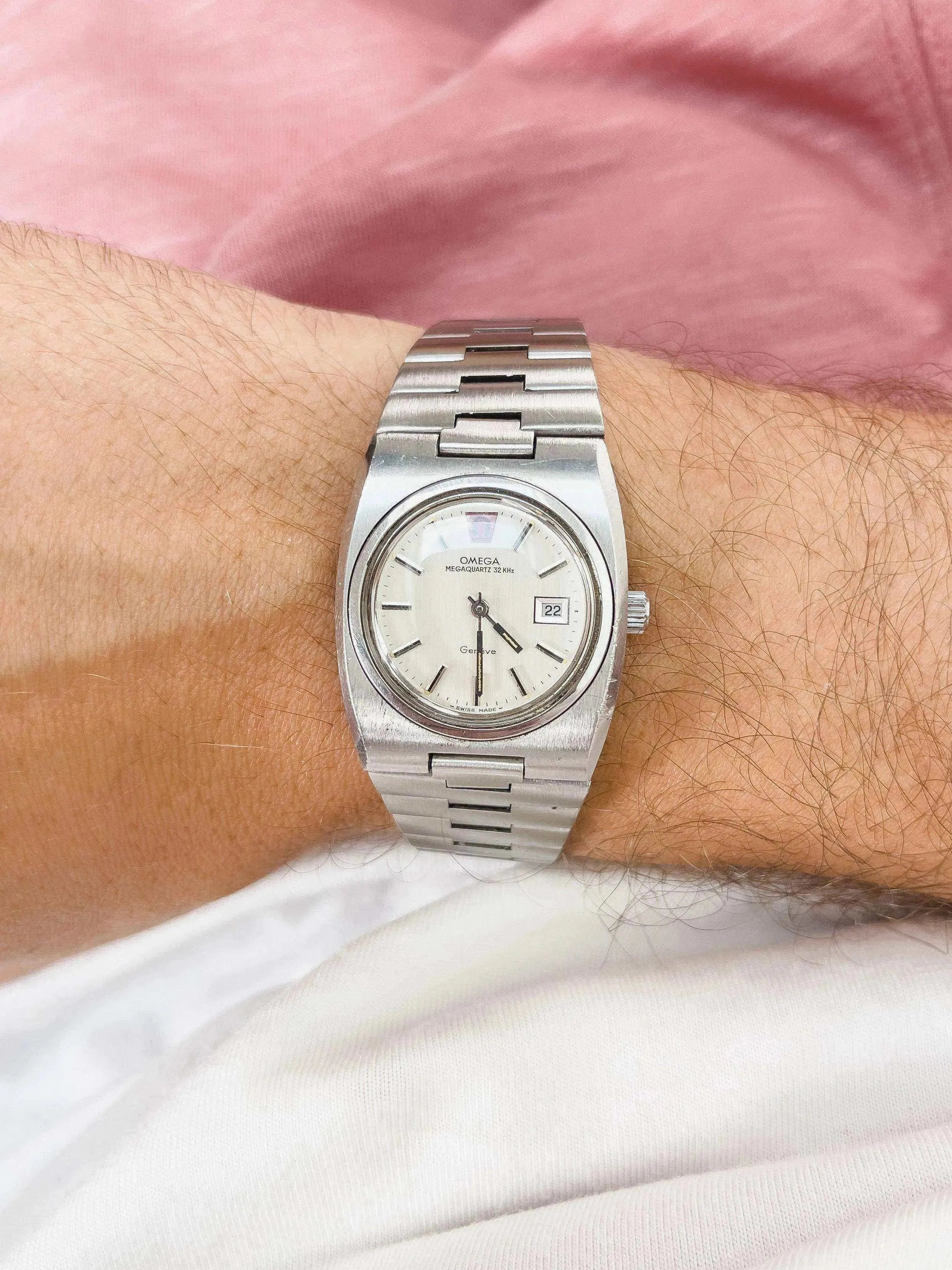 Omega - Genève Megaquartz 32Khz - 1977 - Atelier Victor Paris - Vintage Watch Shop Dubai