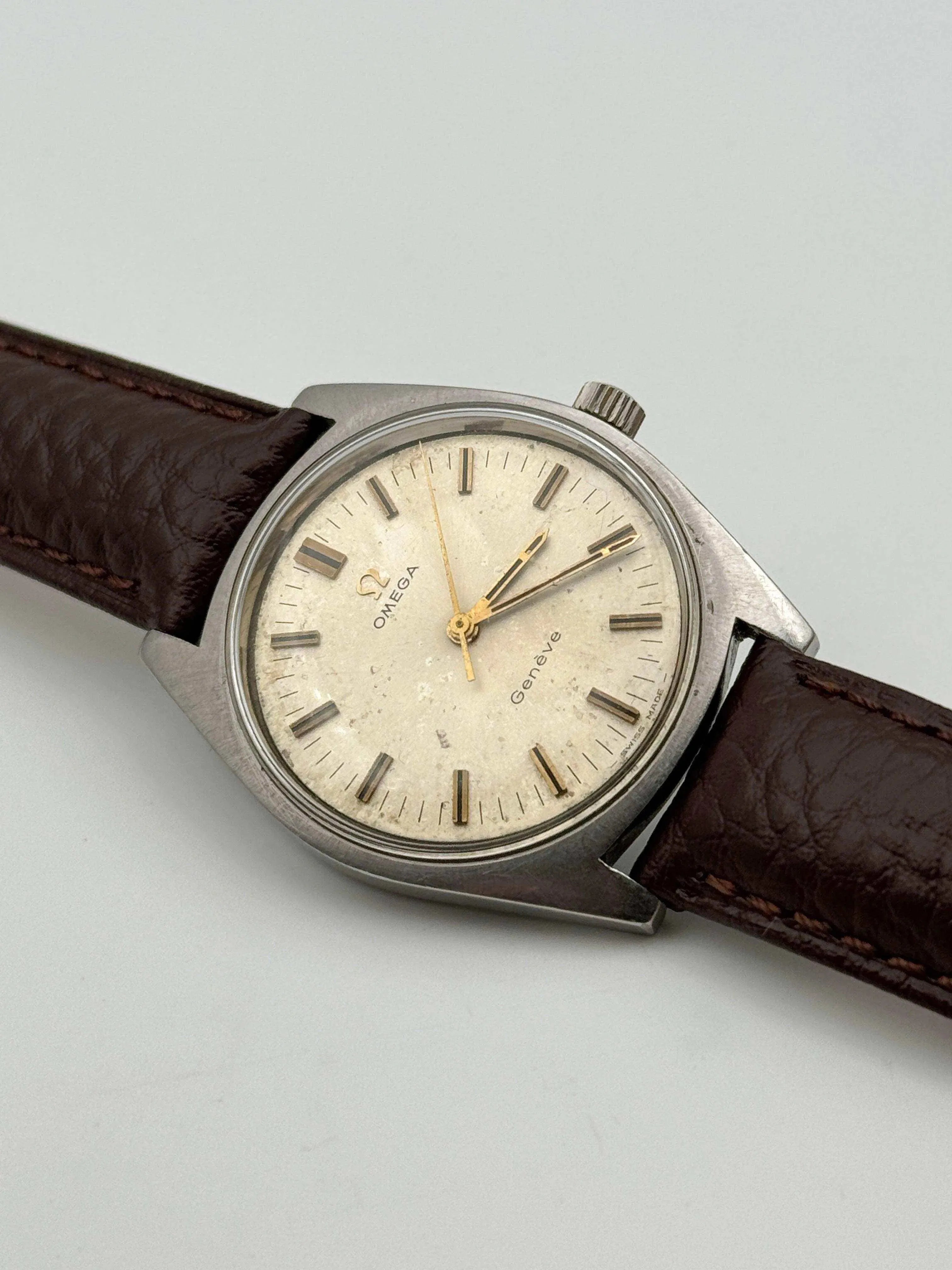 Omega - Genève Patine Index Champagne - 1969 - Atelier Victor Paris - Vintage Watch Shop Dubai