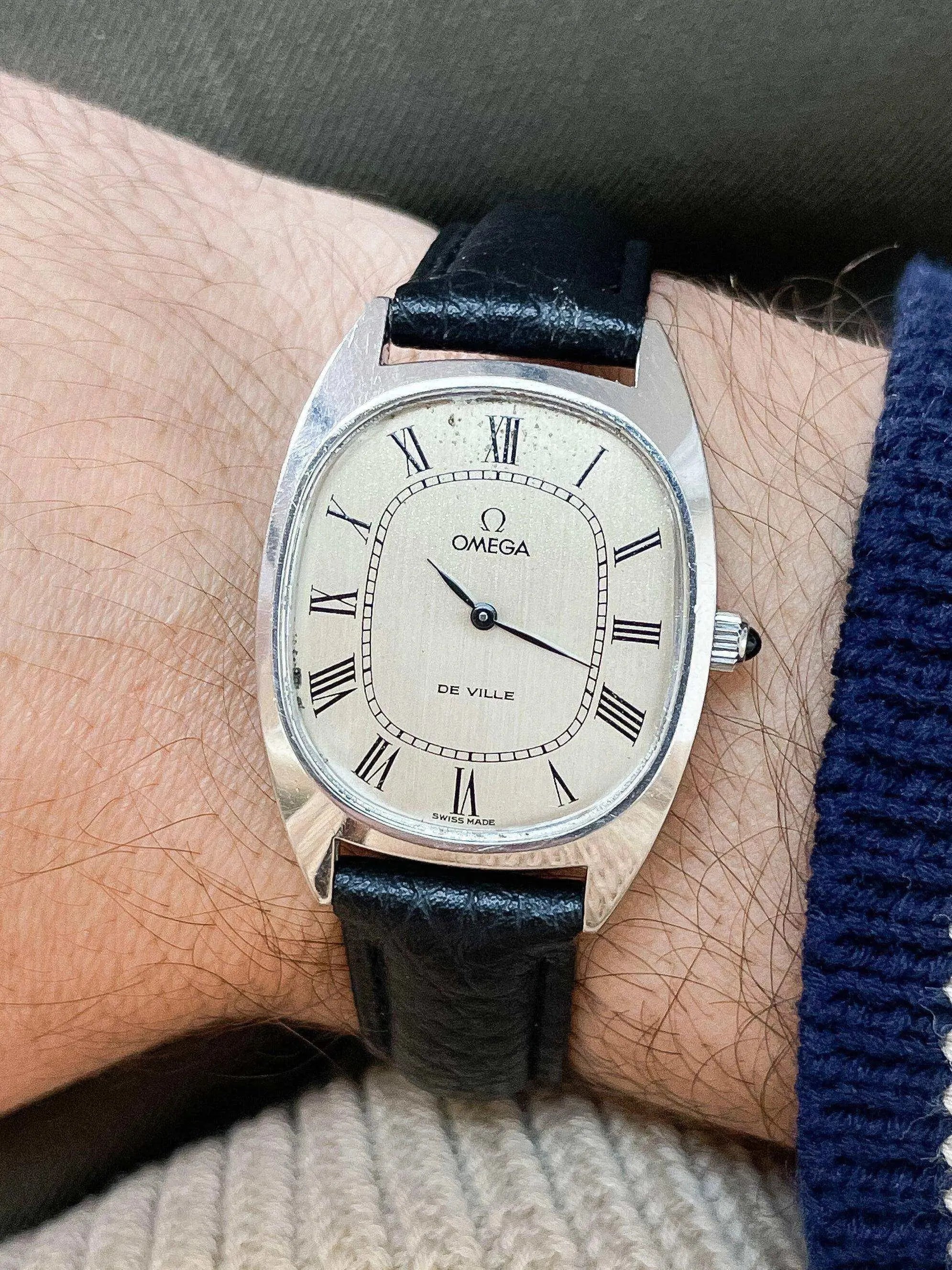 Omega - Index Romain Meca - 1977 - Atelier Victor Paris - Vintage Watch Shop Dubai