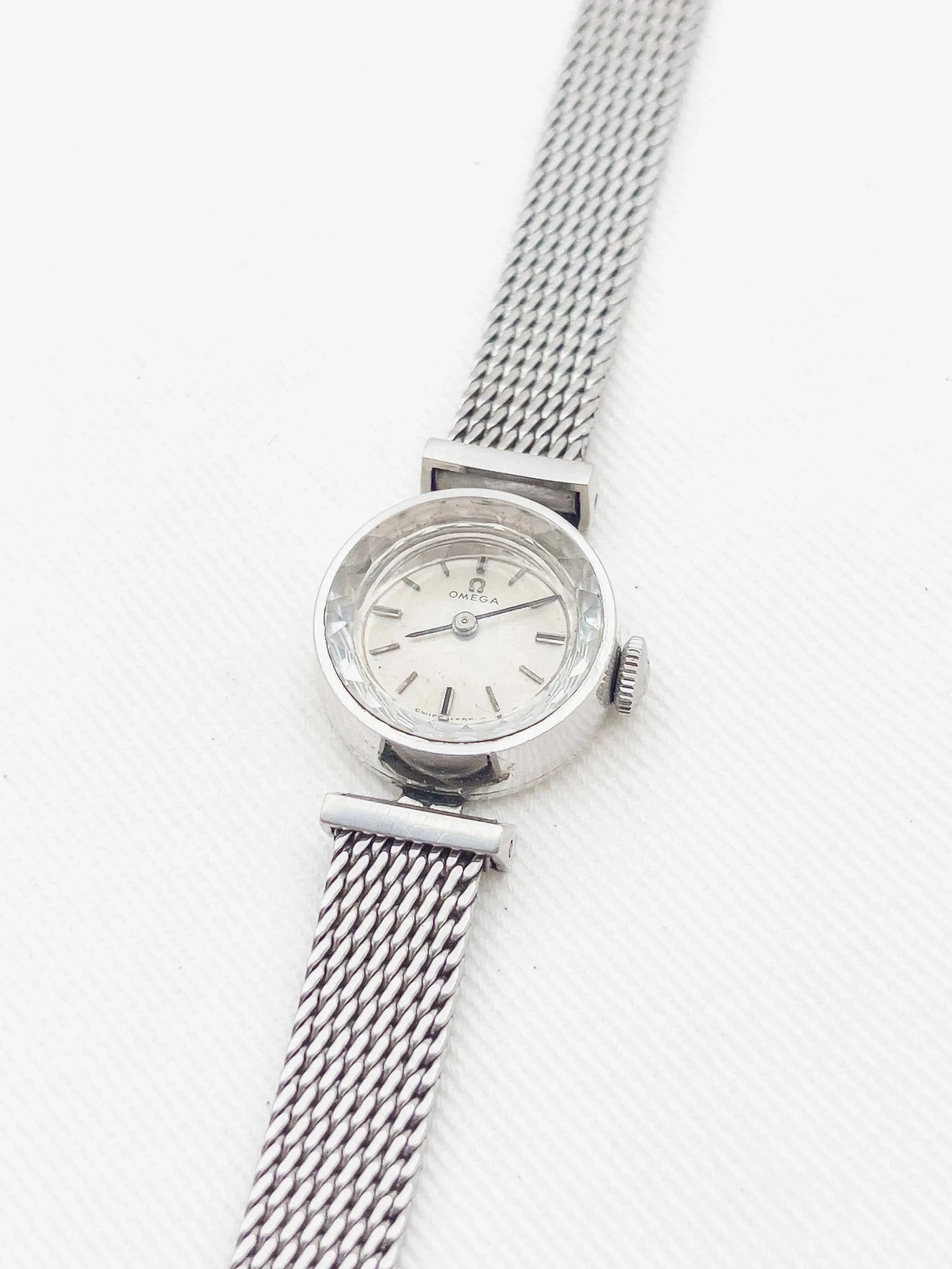 Omega - Lady Cut Glass - 1961 - Atelier Victor - Vintage  Shop