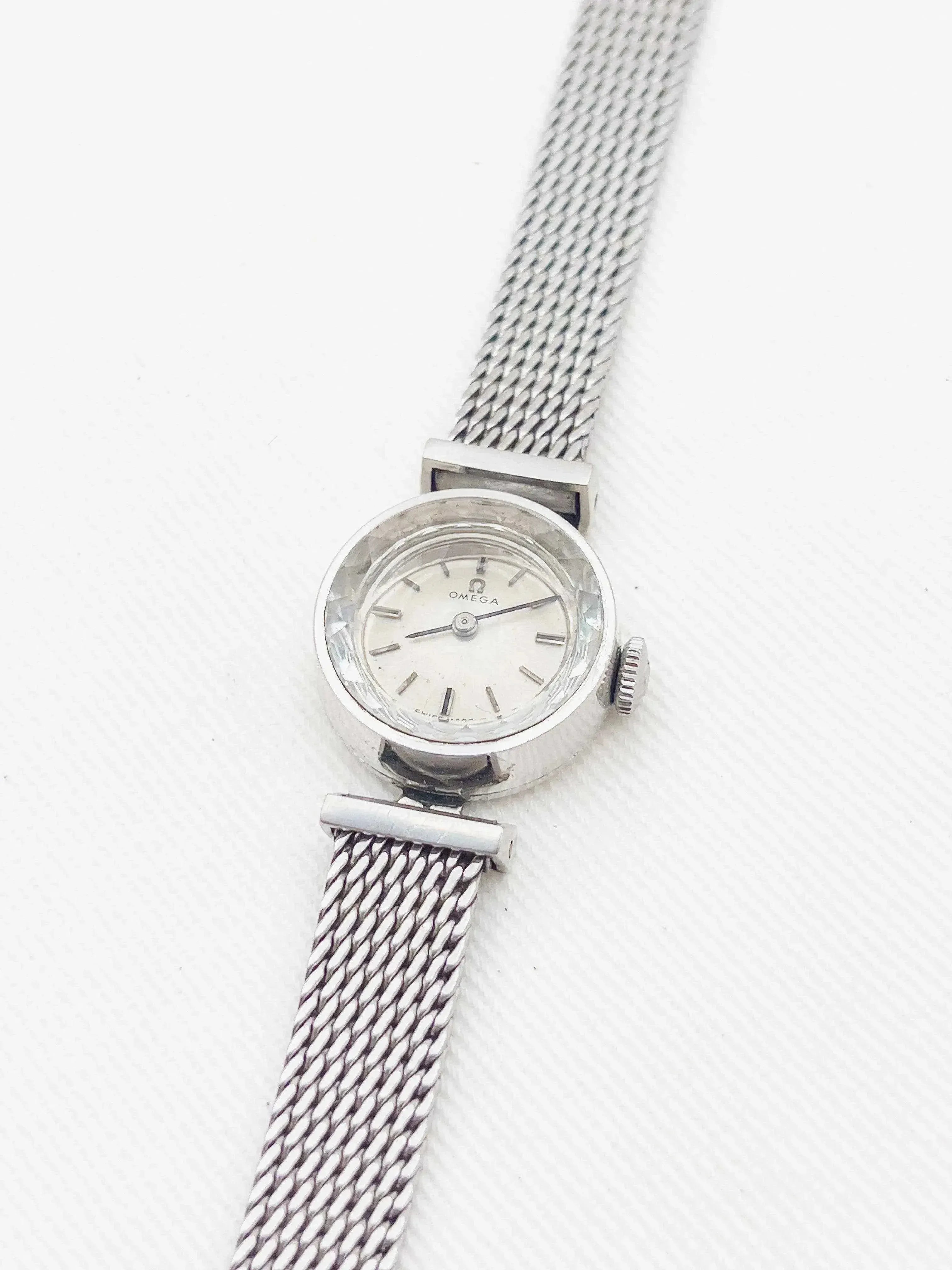 Omega - Lady Cut Glass - 1961 - Atelier Victor - Vintage  Shop