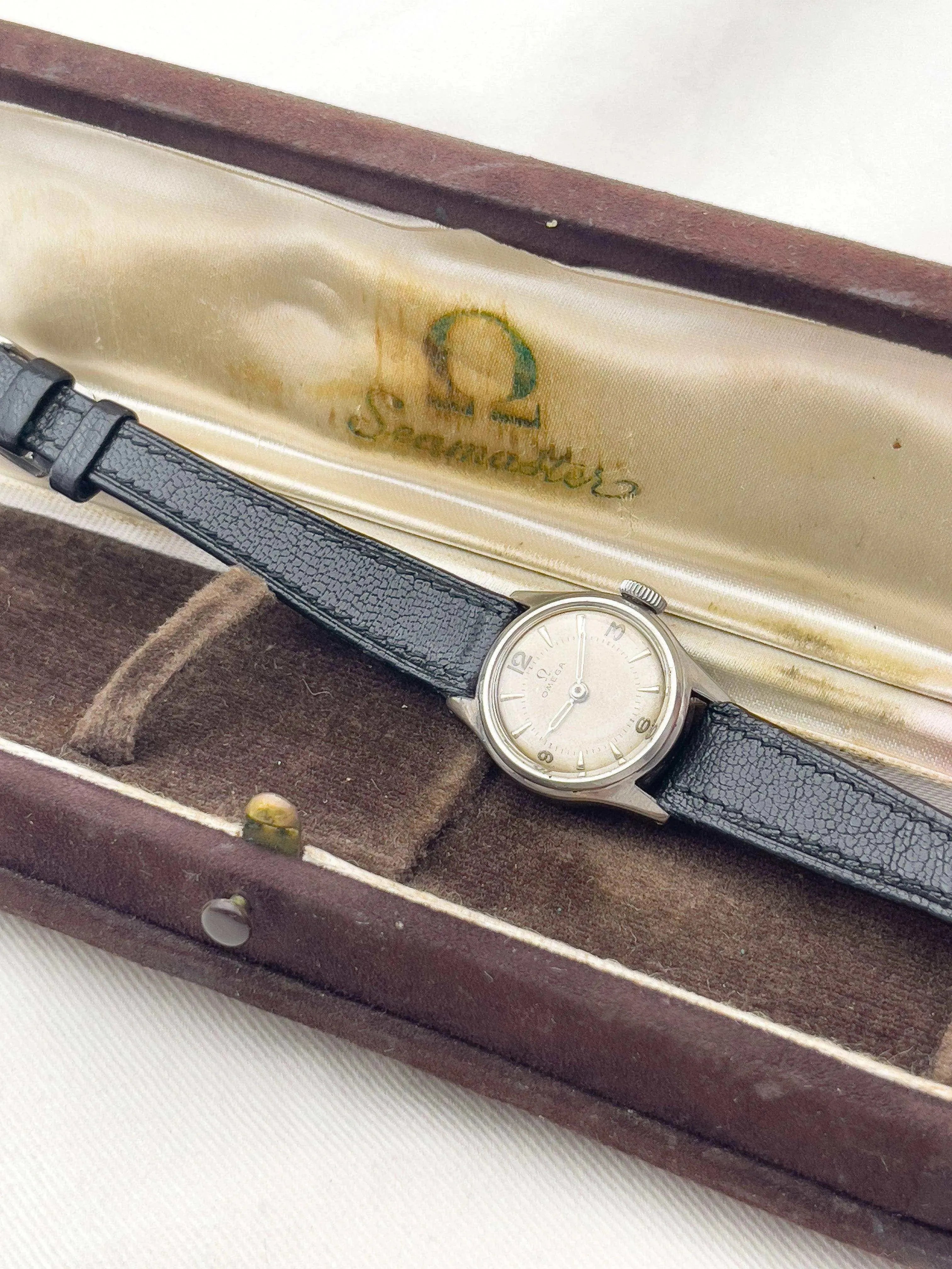 Omega - Lady Mini Seamaster w/box - 1947 - Atelier Victor Paris - Vintage Watch Shop Dubai