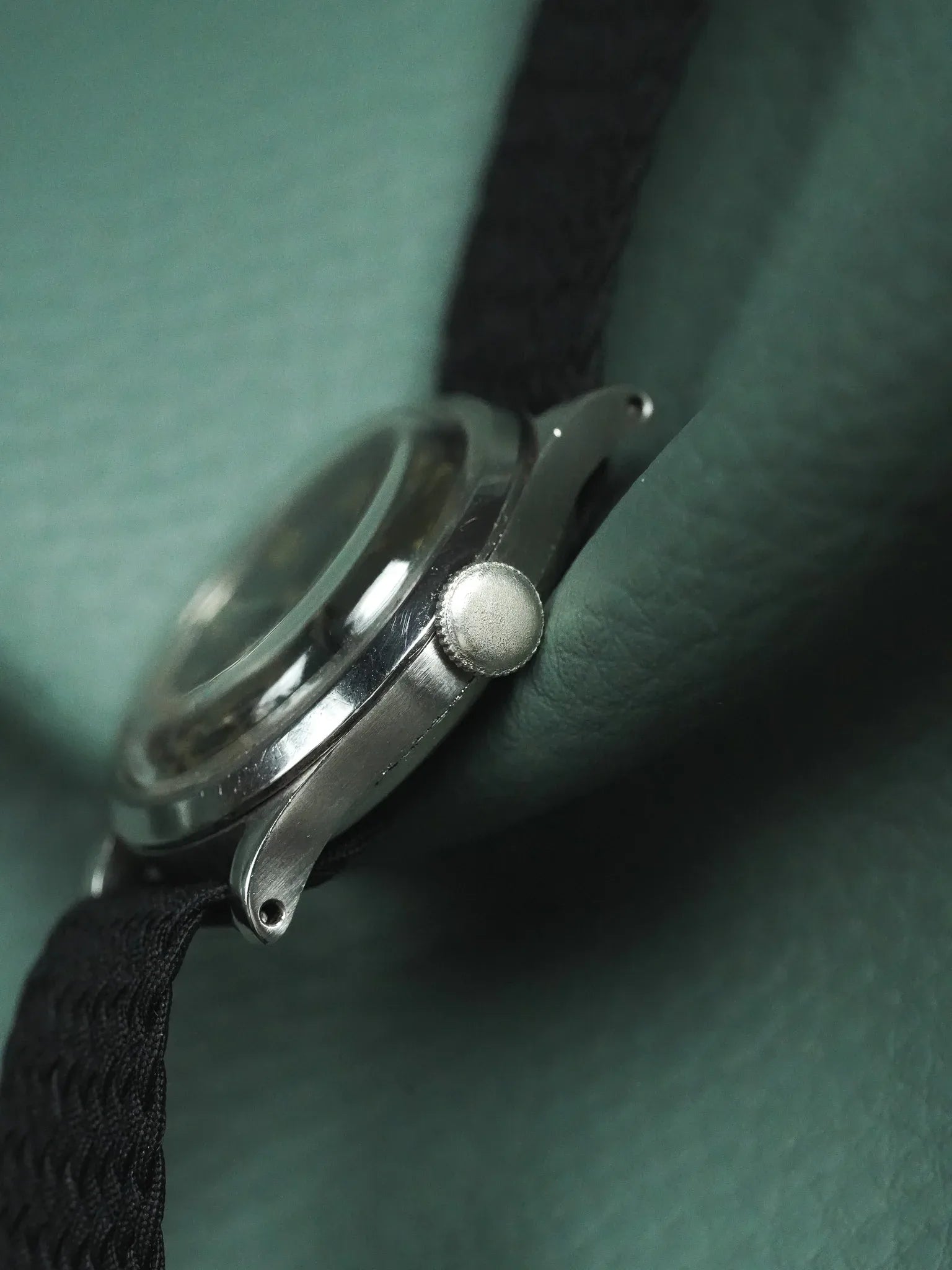 Omega - montre militaire cadran noir GILT 26.5SOB T2- 1935 - Atelier Victor