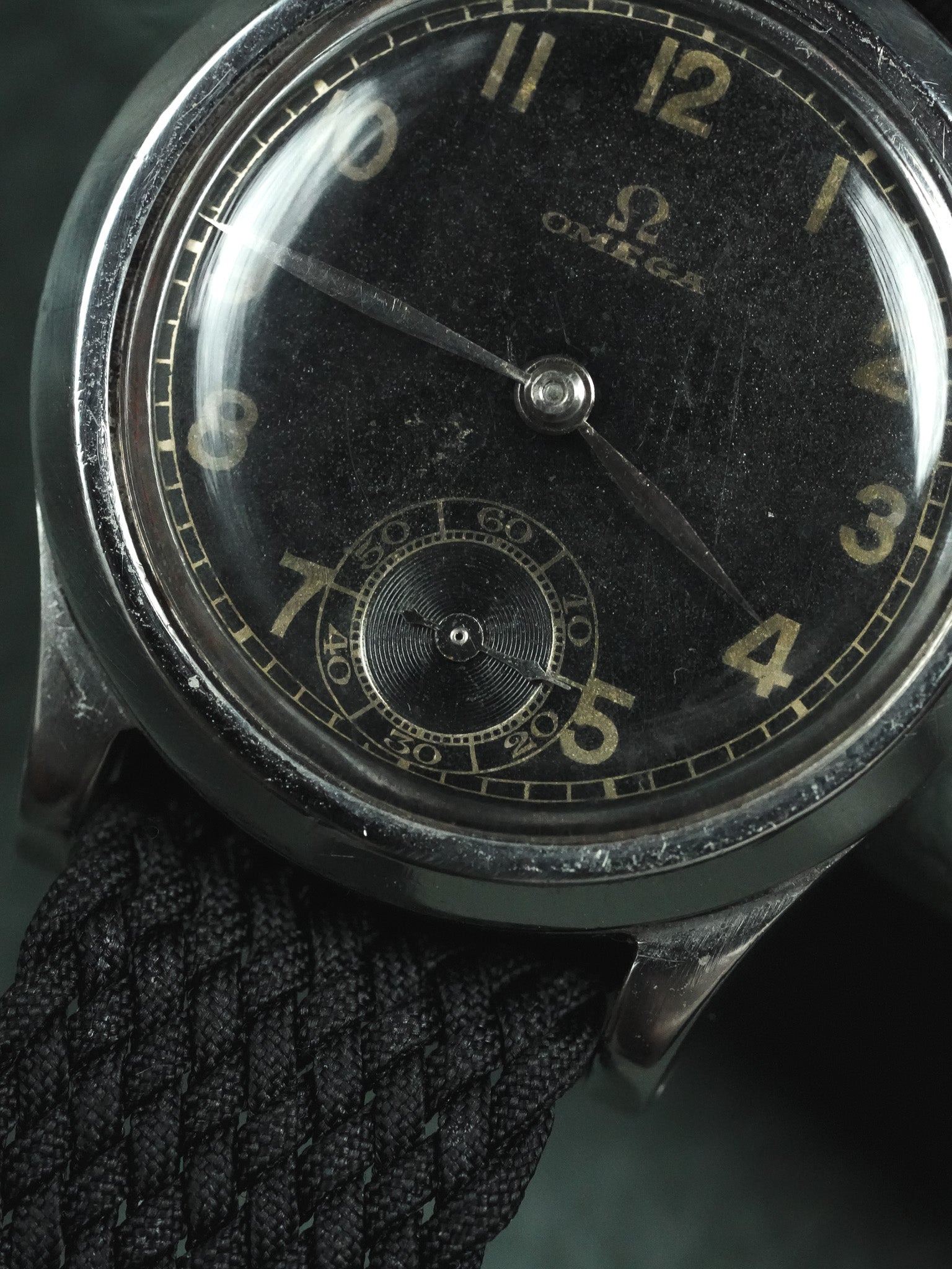 Omega - montre militaire cadran noir GILT 26.5SOB T2- 1935 - Atelier Victor - Vintage  Shop