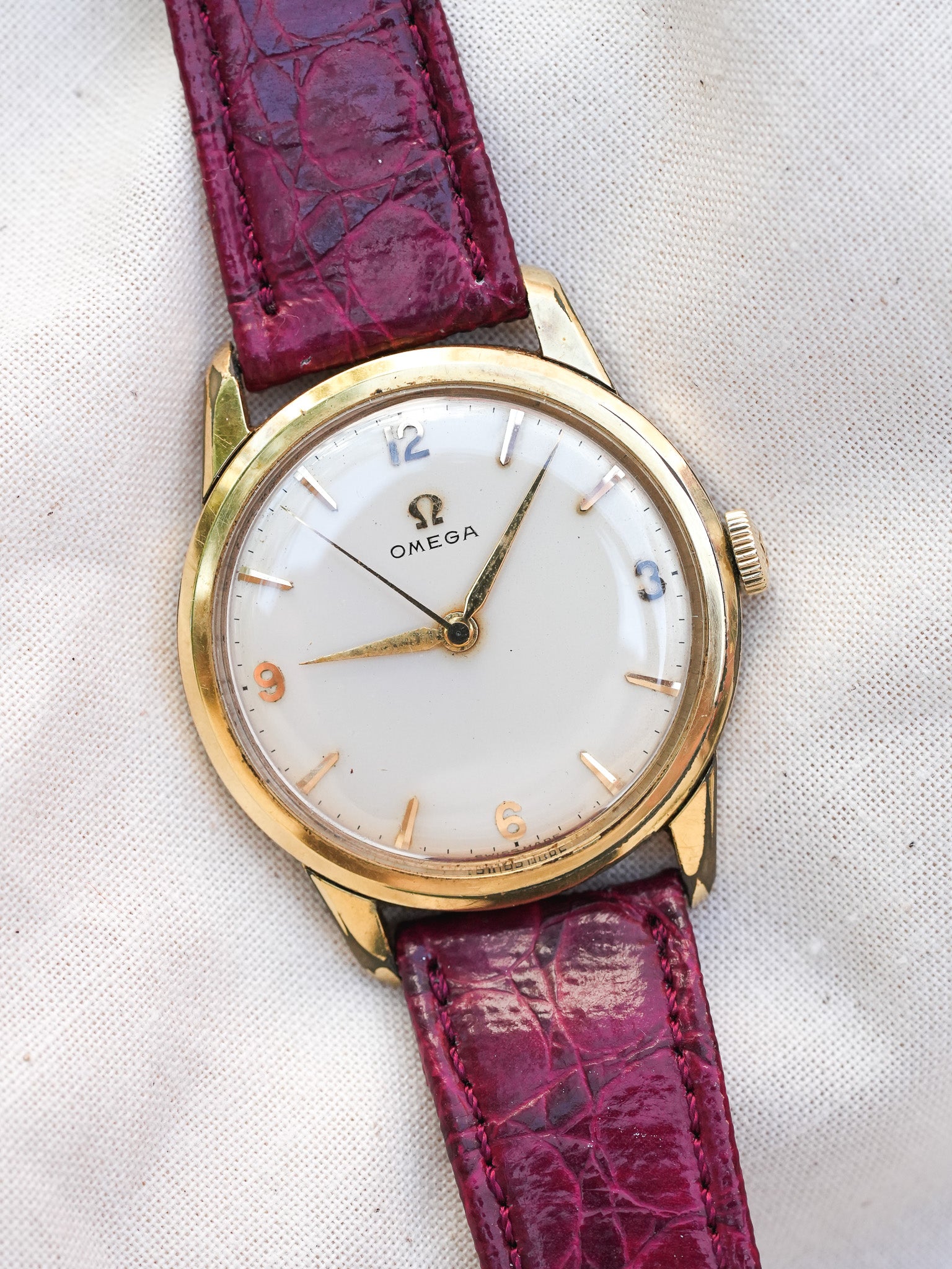 Omega - Plaqué Or 3-6-9-12 Patinée - 1960 - Atelier Victor Paris - Vintage Watch Shop Dubai