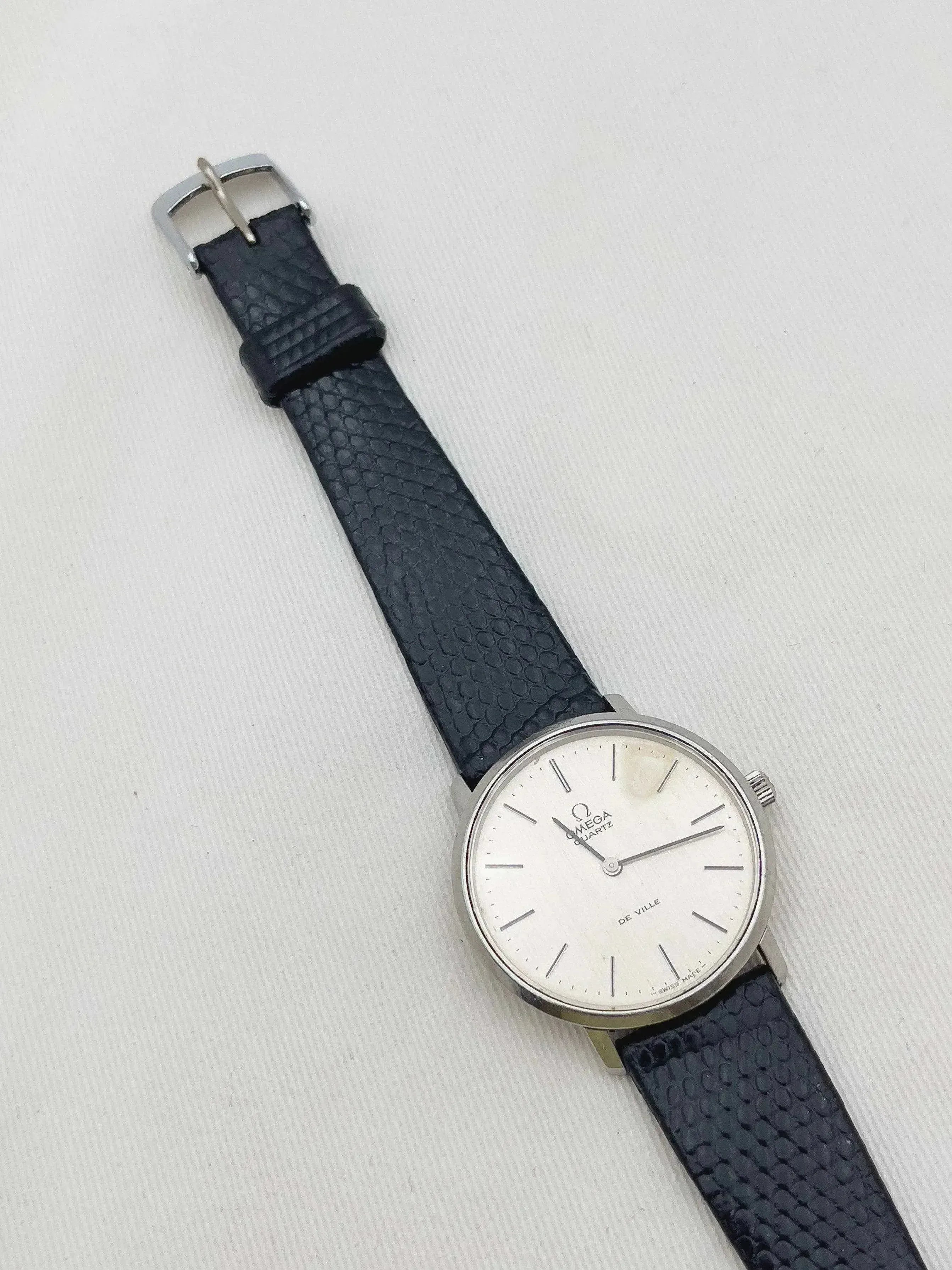 Omega - Ronde patine cadran argent - 1976 - Atelier Victor