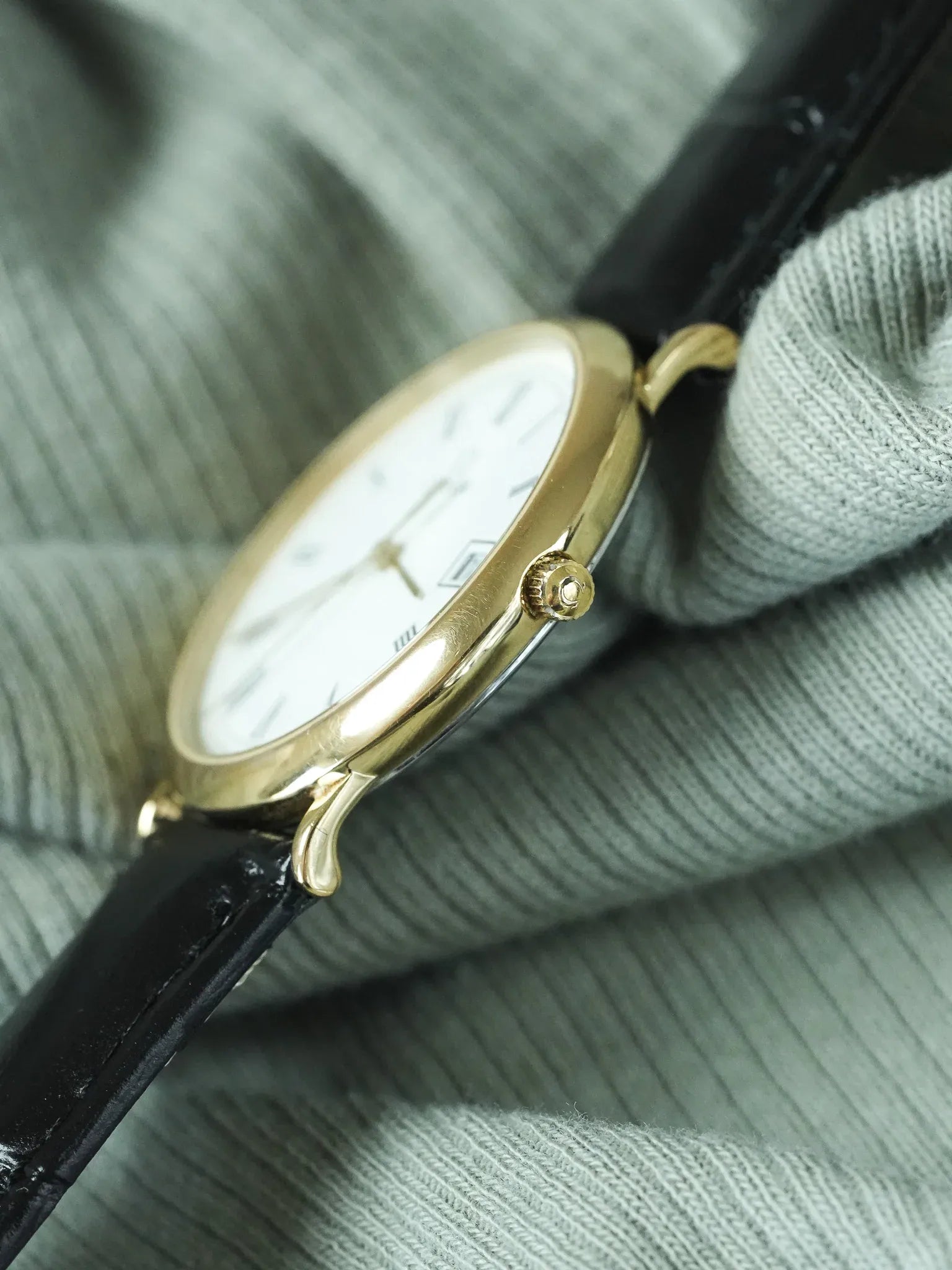 Omega - Gold Plated Round Date White Roman Dial - 1989 