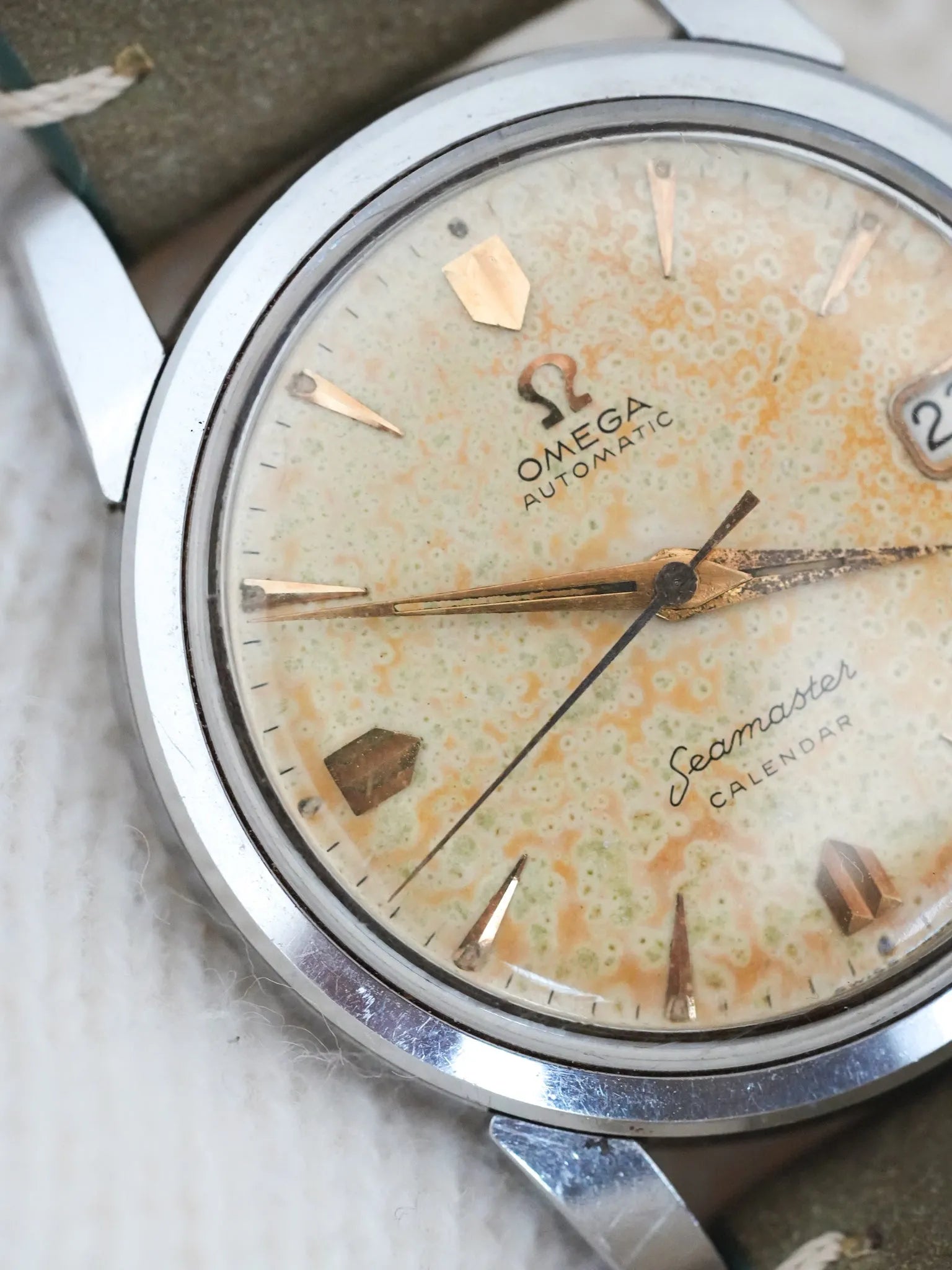 Omega - Seamaster 2849-4-SC Calendar Tropical - 1956 - Atelier Victor Paris - Vintage Watch Shop Dubai