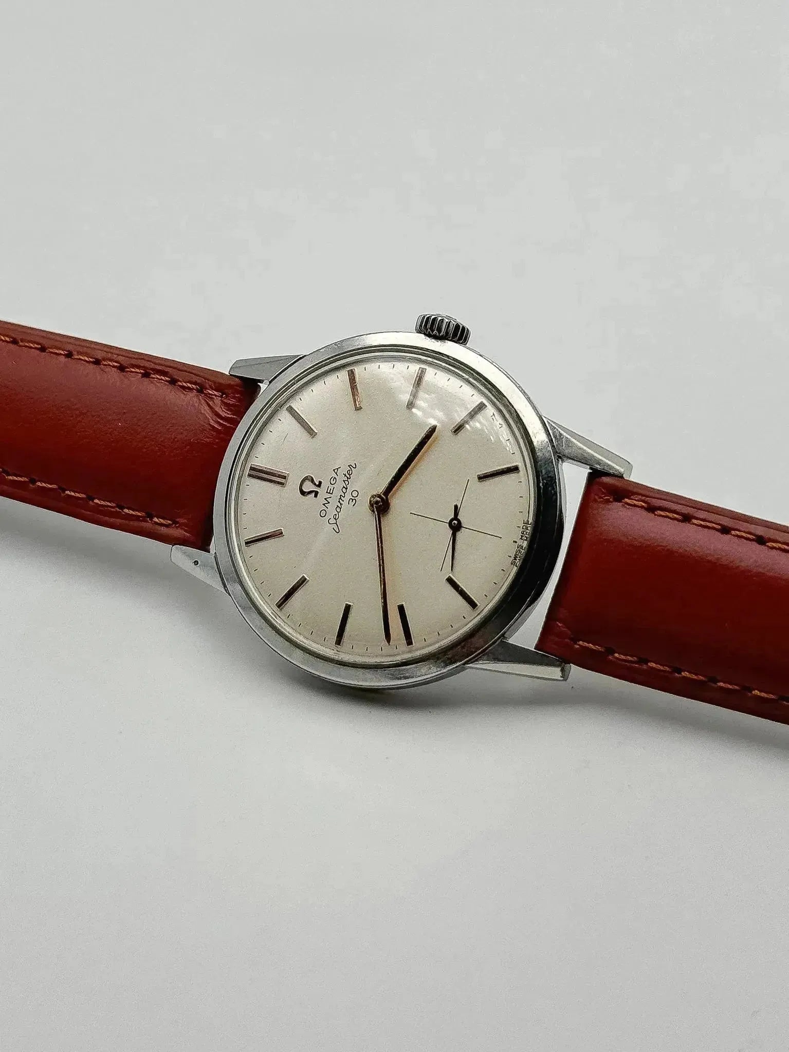 Omega - Seamaster 30 Index Or rose - 1962 - Atelier Victor Paris - Vintage Watch Shop Dubai