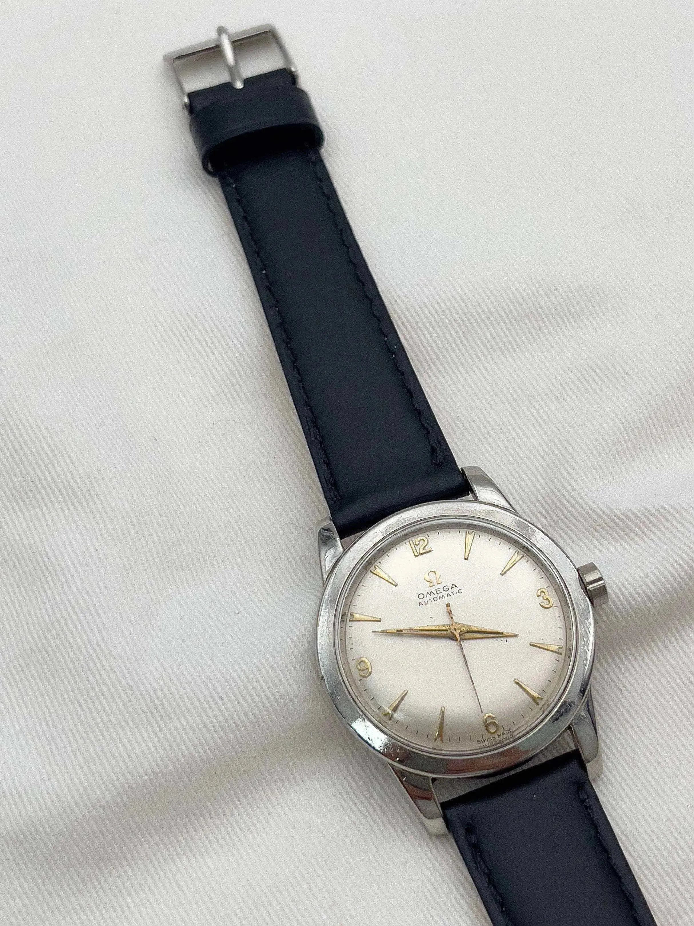 Omega - Seamaster Bumper Cadran Champagne - 1950 - Atelier Victor Paris - Vintage Watch Shop Dubai